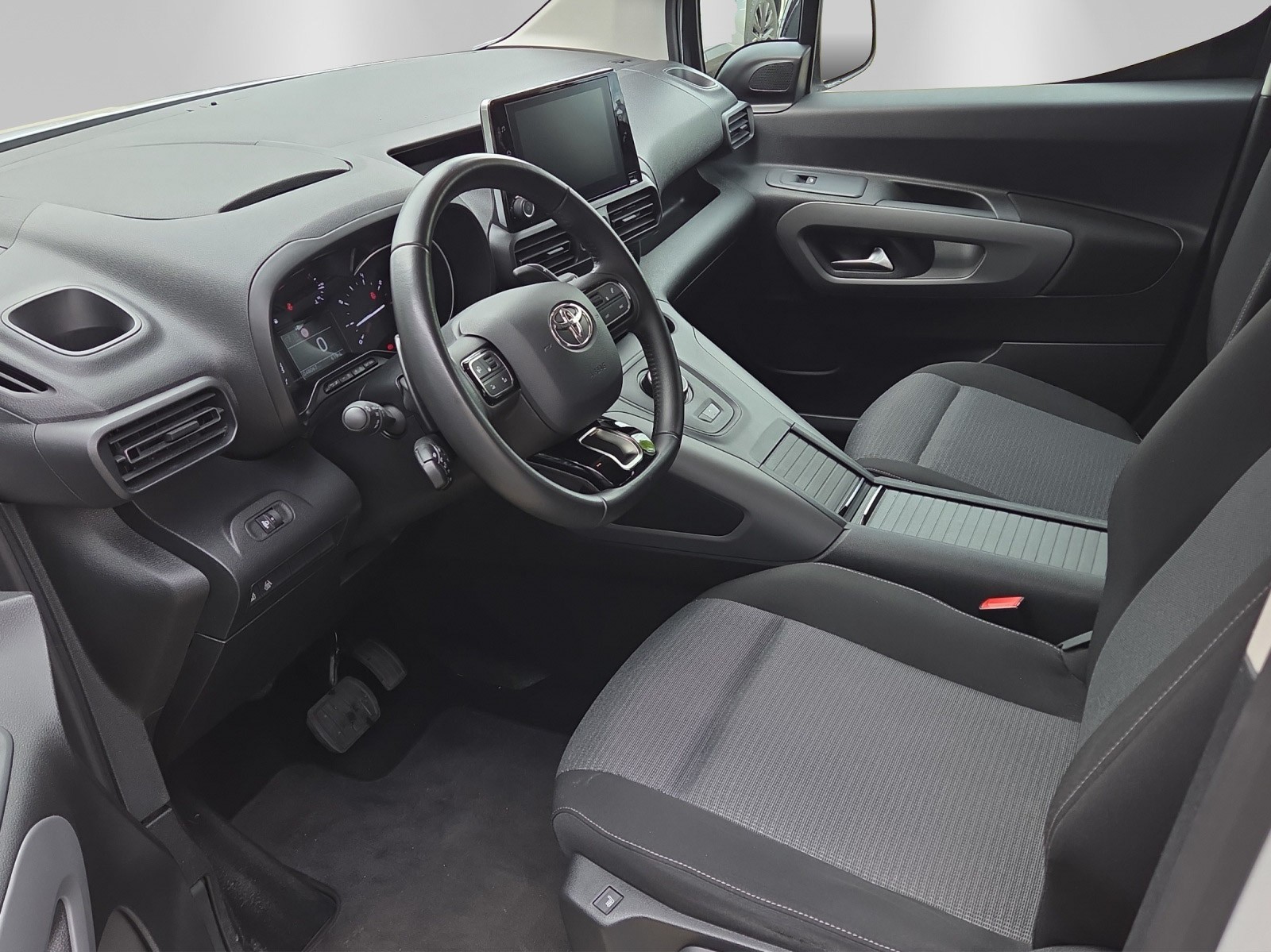 TOYOTA Proace City Verso 1.2 Trend Medium Automatik-image-10