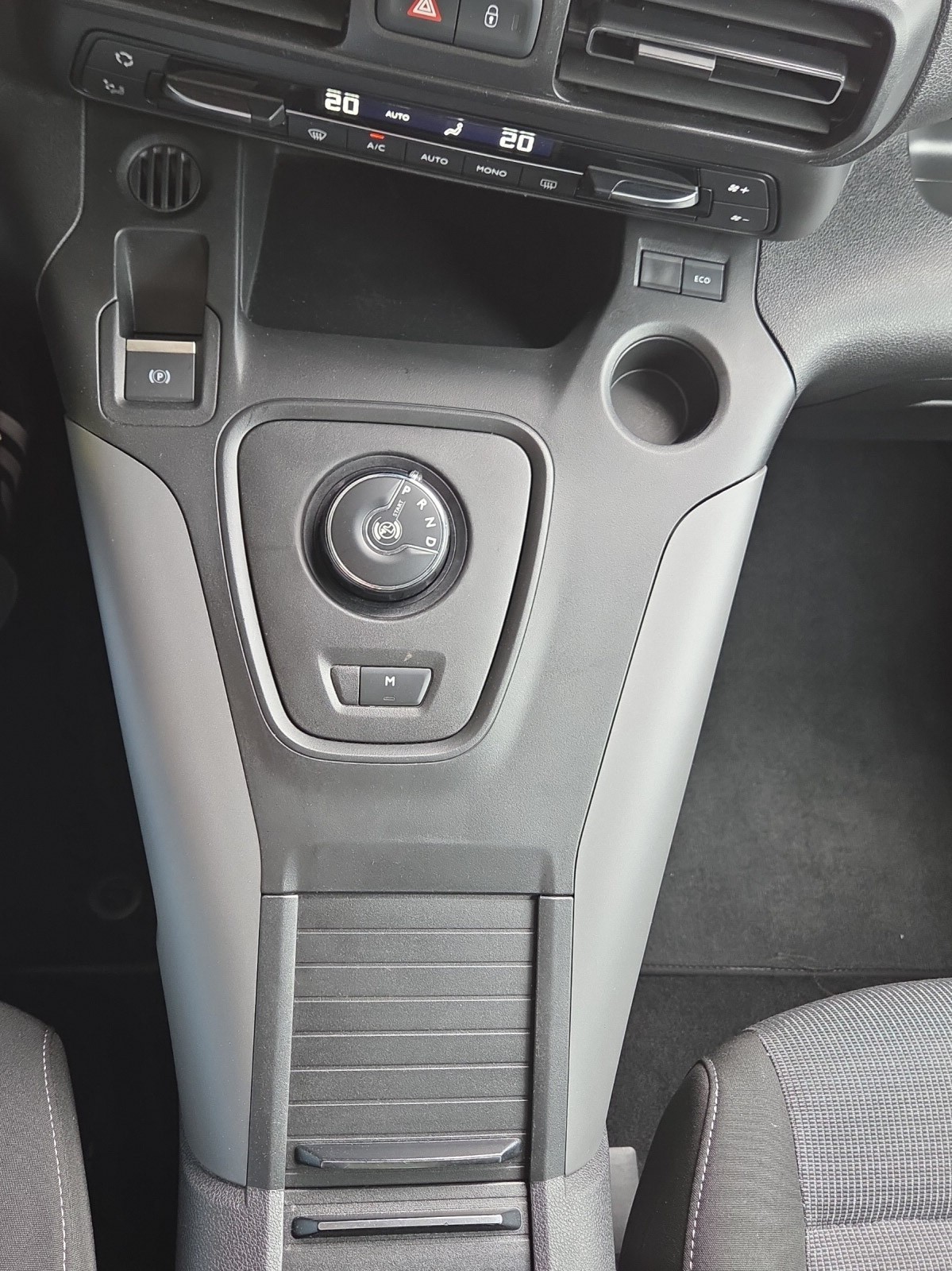TOYOTA Proace City Verso 1.2 Trend Medium Automatik-image-14
