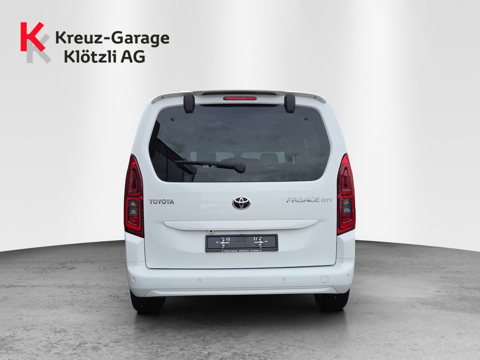 TOYOTA Proace City Verso 1.2 Trend Medium Automatik-image-3