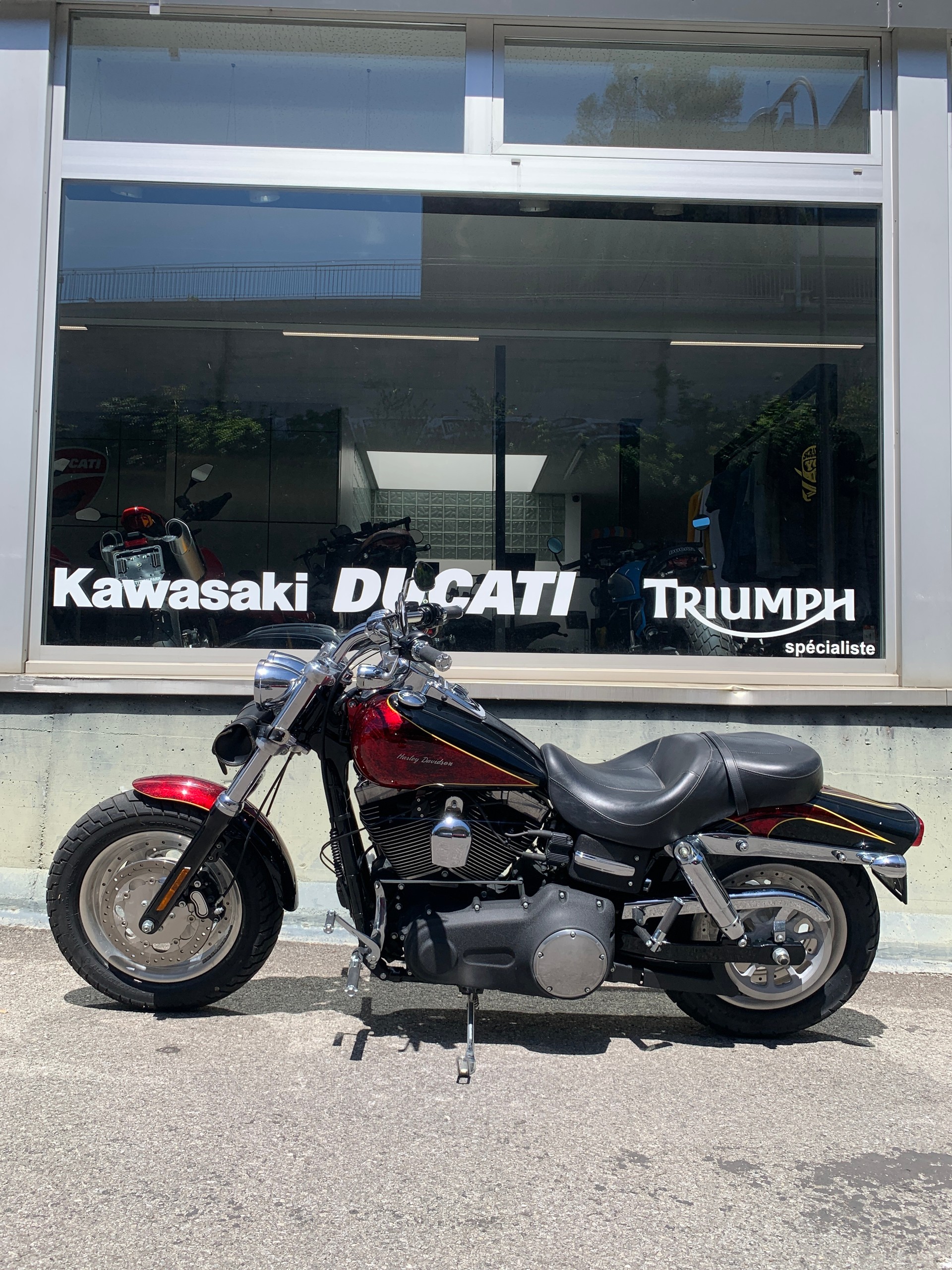 HARLEY-DAVIDSON FXDF Dyna Fat Bob-showroom-element-1