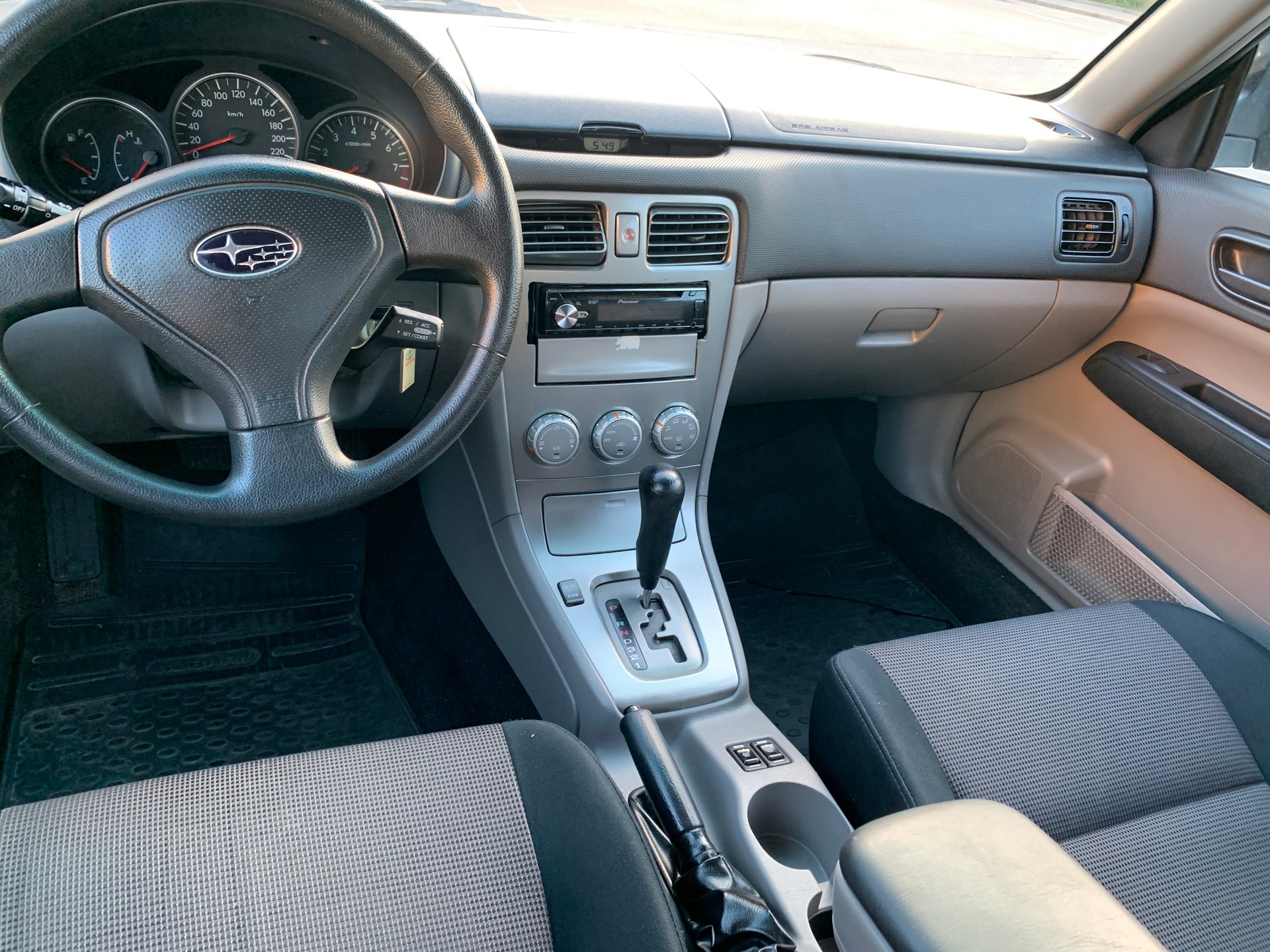 SUBARU Forester 2.0X Limited (Club)-image-11