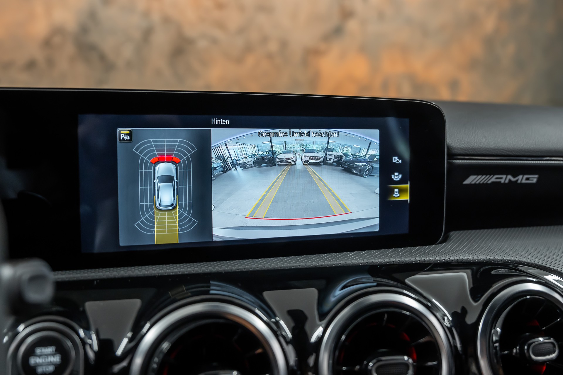 MERCEDES-BENZ A 45 AMG 4Matic+ Speedshift *Magno-Grau*AMG-Abgasanlage*AMG-Performance*-image-26
