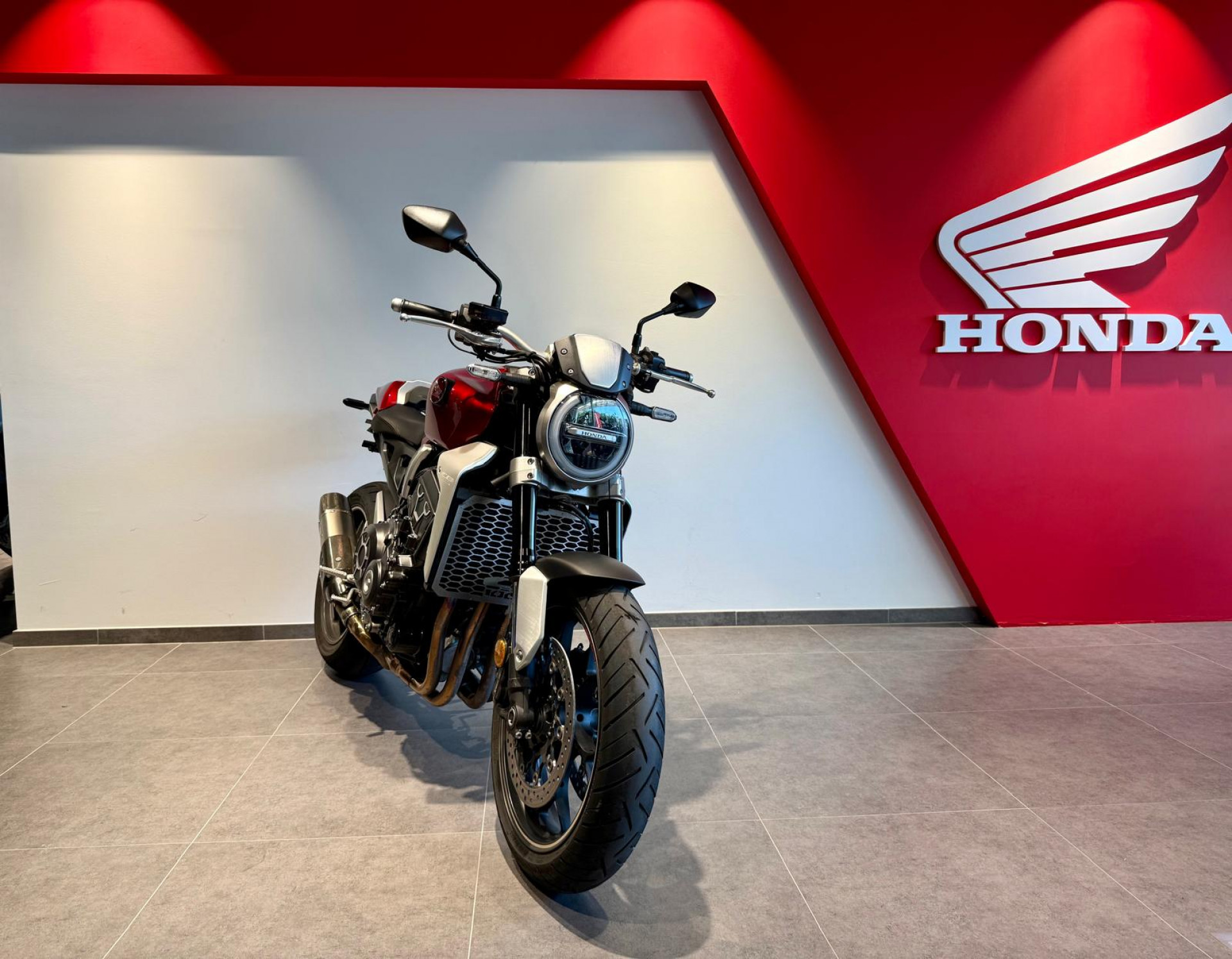 HONDA CB 1000 R+-image-0