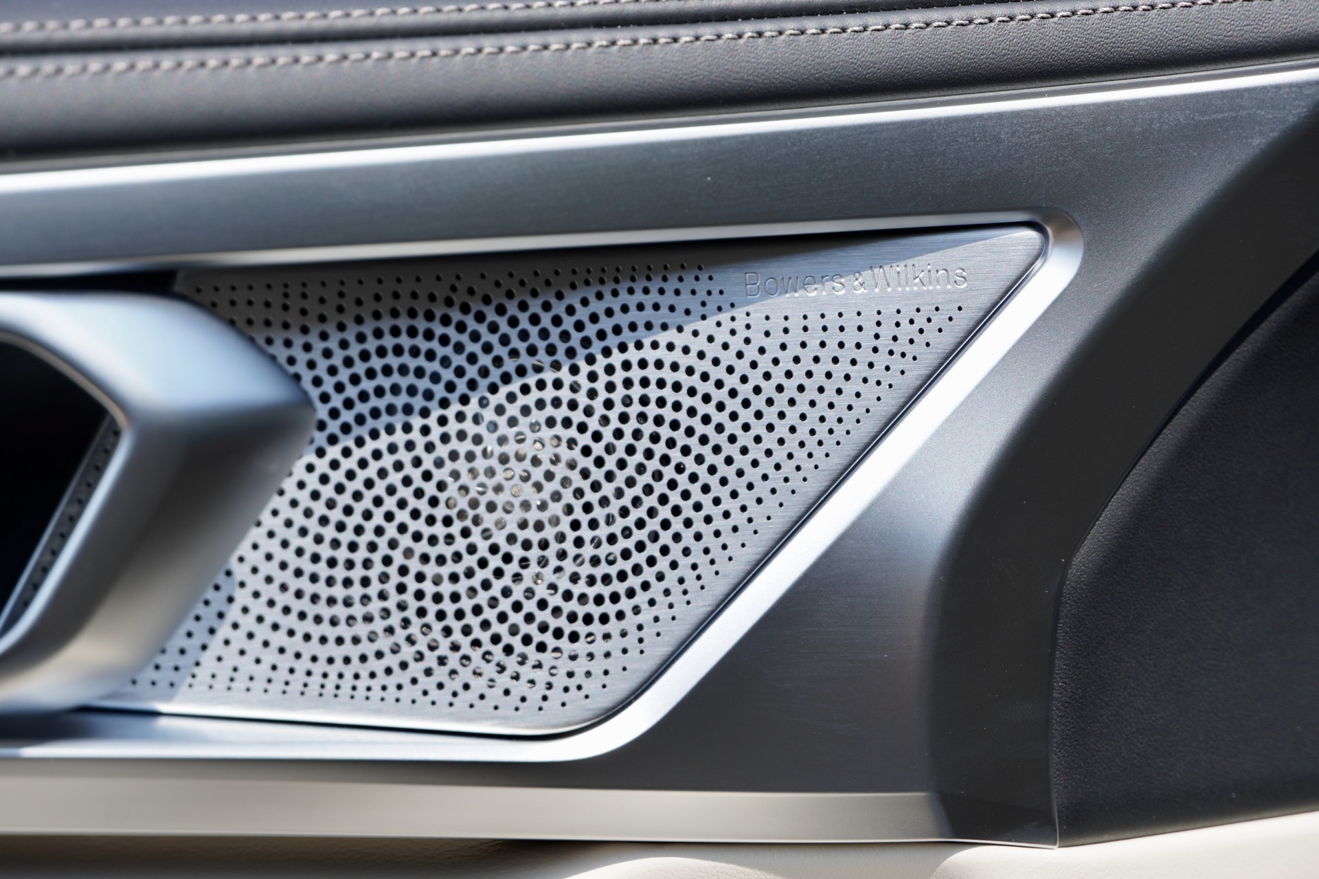 BMW M850i xDrive Steptronic-image-9