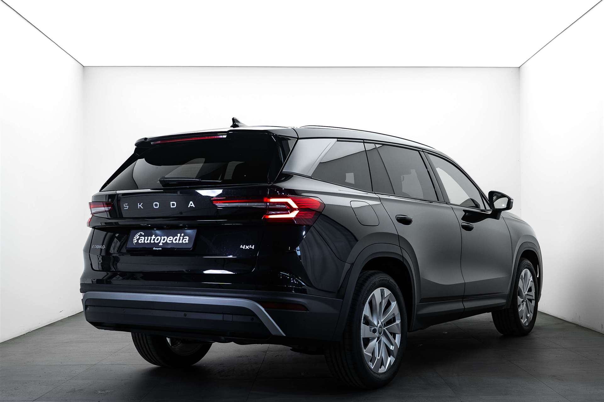 SKODA Kodiaq 2.0 TDI Selection DSG 4x4 7-Plätzer-showroom-element-2