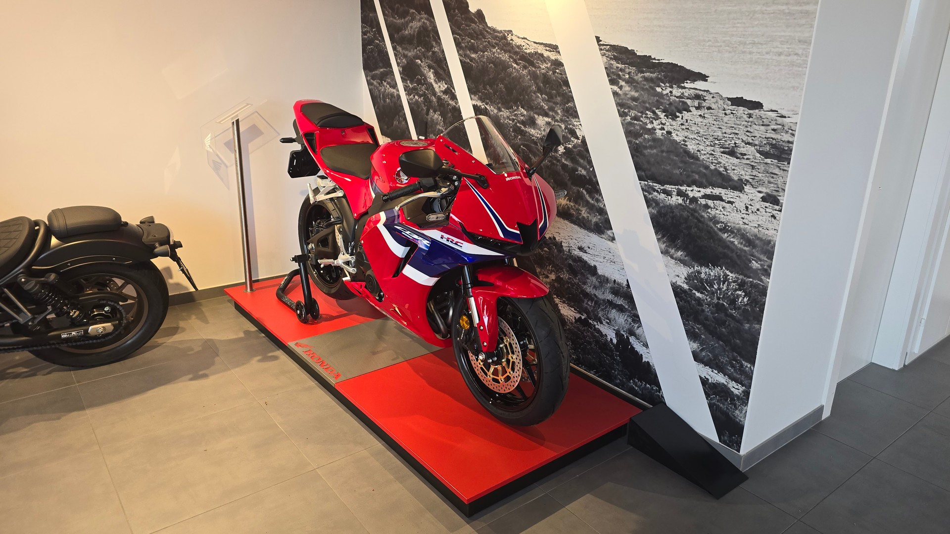HONDA CBR 600 RR-image-0