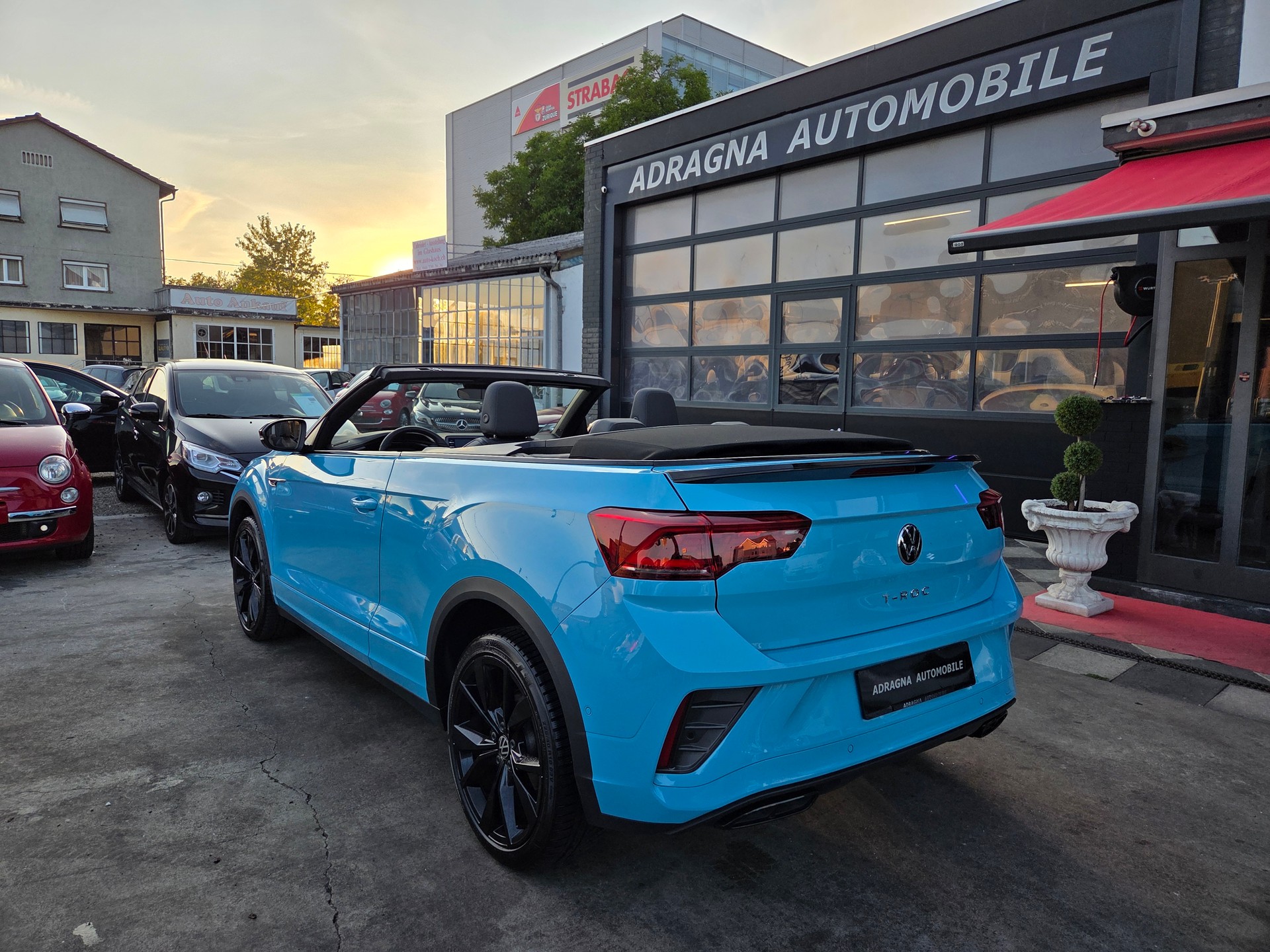 VW T-Roc Cabriolet 1.5 TSI EVO R-Line DSG-image-4