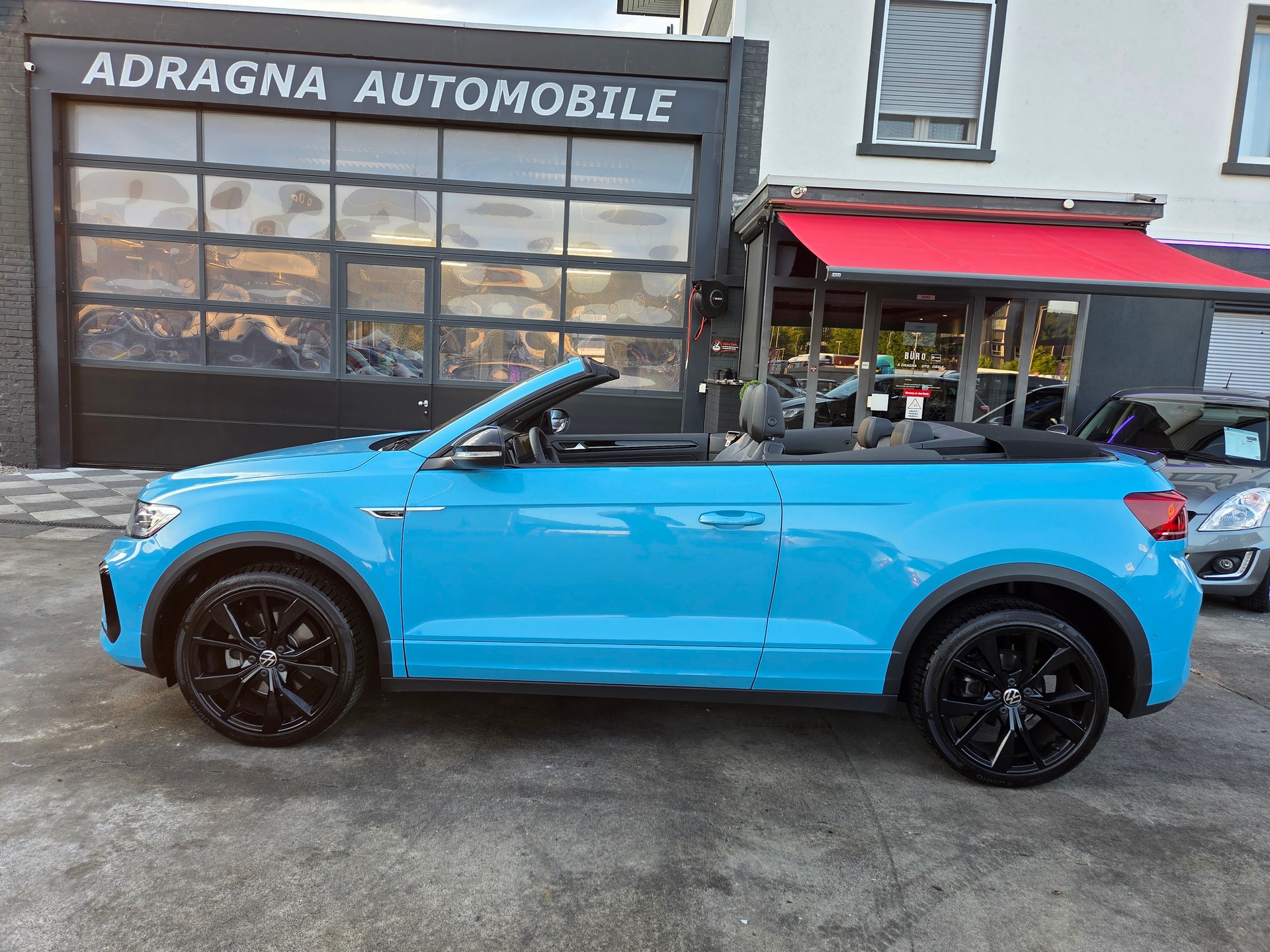 VW T-Roc Cabriolet 1.5 TSI EVO R-Line DSG-showroom-element-3