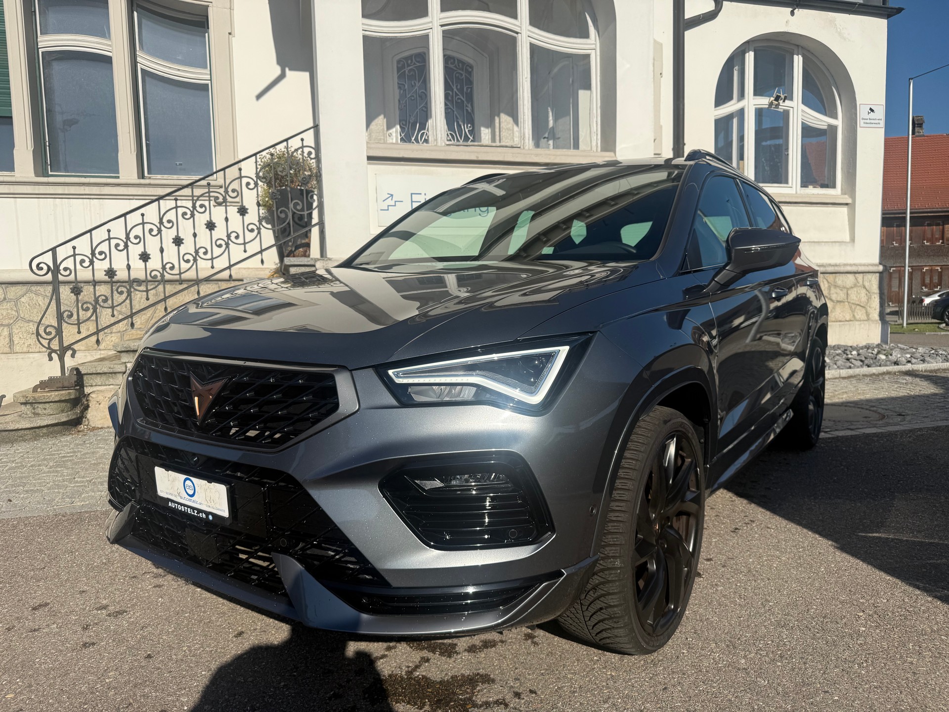 CUPRA Ateca 2.0 TSI VZ 4Drive DSG * 20 ZOLL 5 JAHRE GARANTIE EL SITZE LENKRAD HEIZUNG *-showroom-element-1