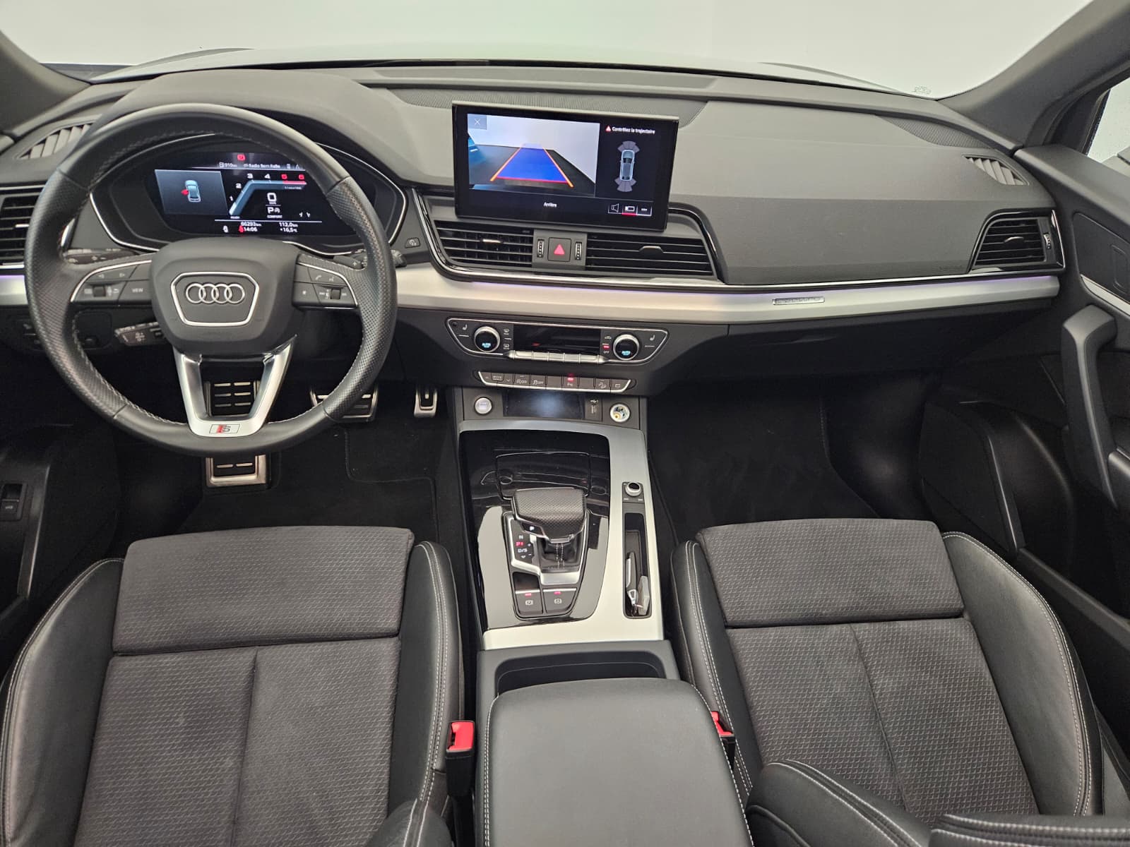 AUDI Q5 Sportback 40 TDI Blackedition quattro S-tronic-image-6