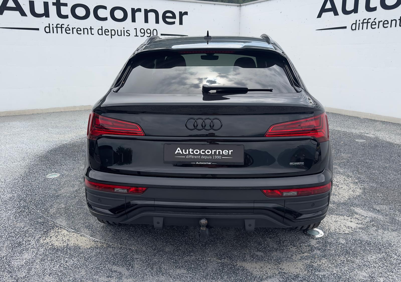 AUDI Q5 Sportback 40 TDI Blackedition quattro S-tronic-showroom-element-1