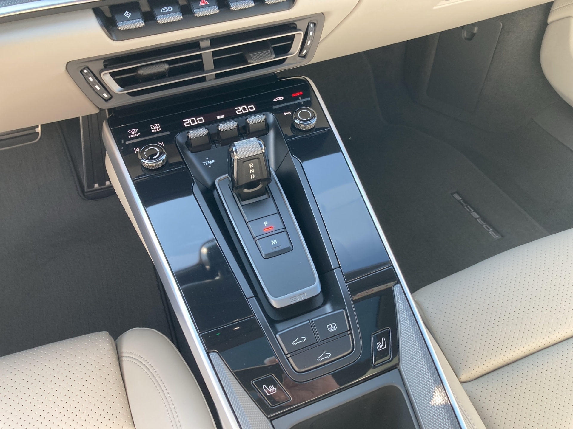 PORSCHE 911 Coupé 3.0 Carrera 4S PDK-image-14
