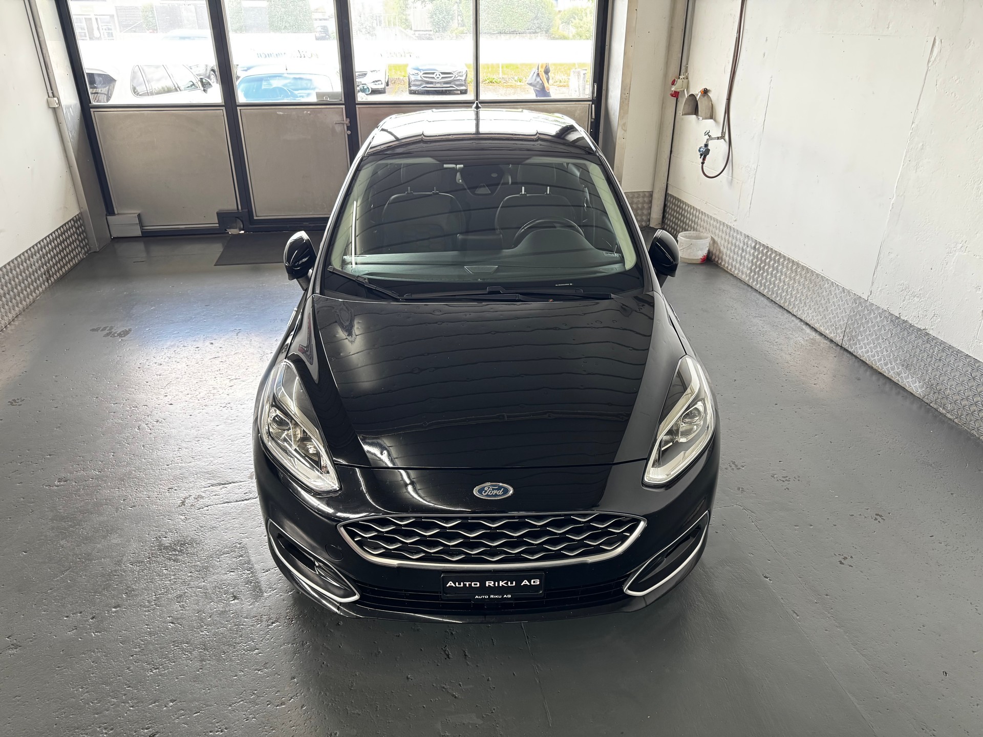 FORD Fiesta 1.0 SCTi Vignale-showroom-element-2