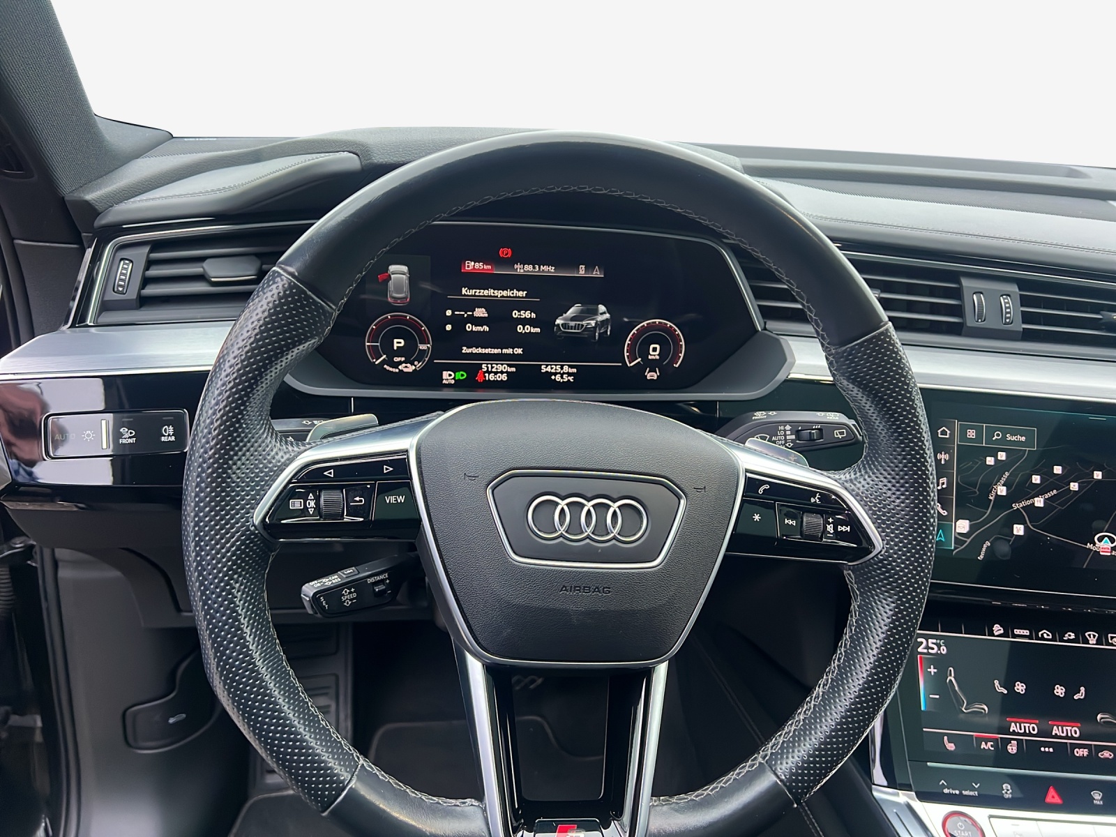 AUDI e-tron S quattro-image-9