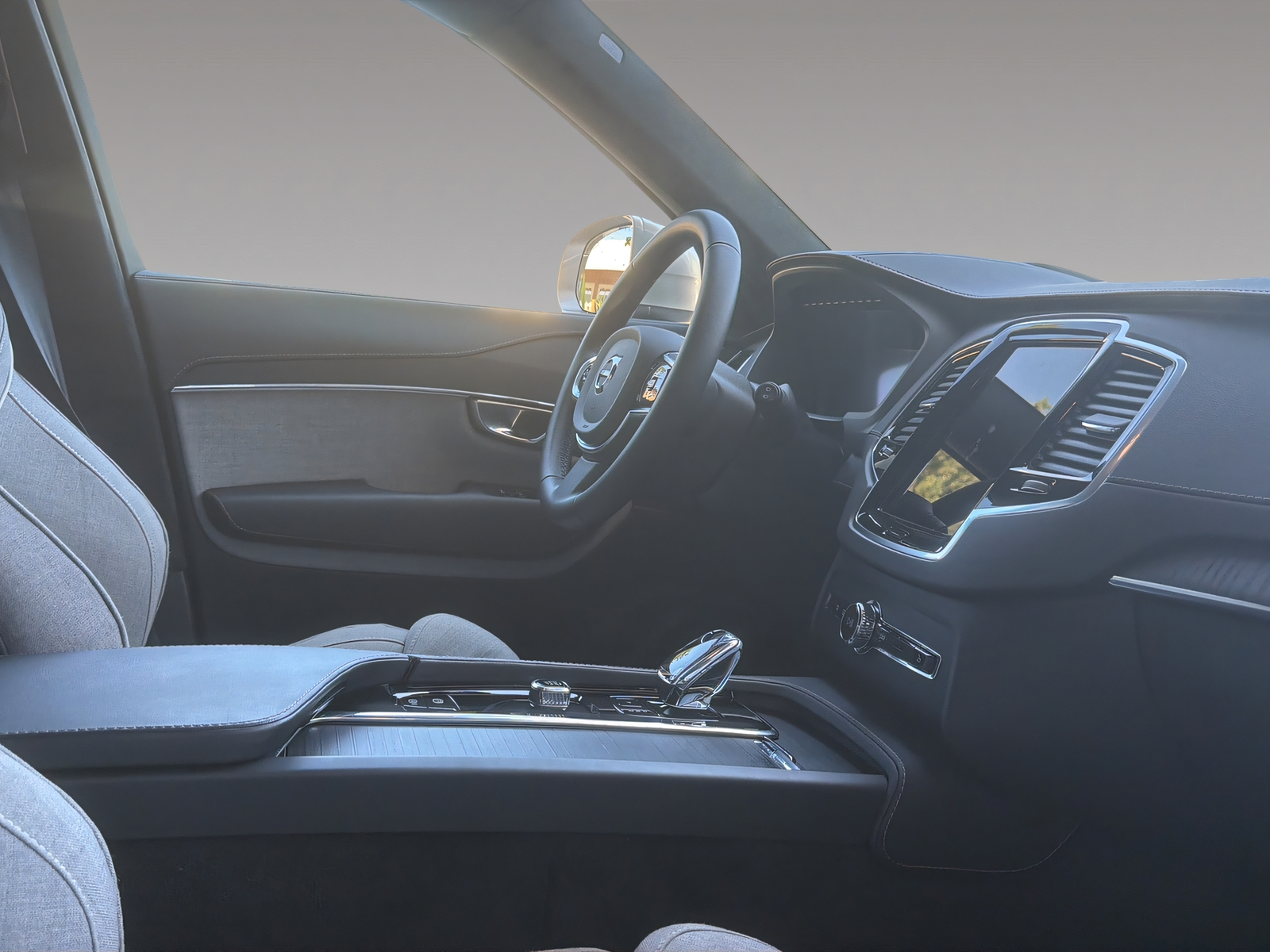 VOLVO XC90 2.0 T8 TE Ultra Bright 7P. eAWD-image-9
