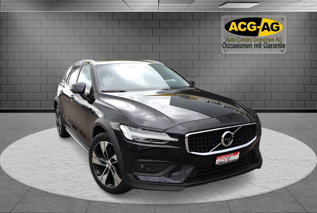 VOLVO V60 Cross Country B4 Diesel Mild Hybrid AWD Geartronic ** Voll-Leder ** RF-Kamera 360 ** Panorama-Glass ** Anh-Kupplung