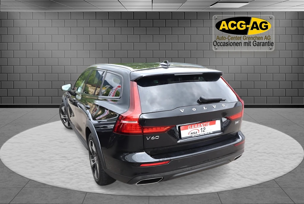 VOLVO V60 Cross Country B4 Diesel Mild Hybrid AWD Geartronic ** Voll-Leder ** RF-Kamera 360 ** Panorama-Glass ** Anh-Kupplung-showroom-element-3