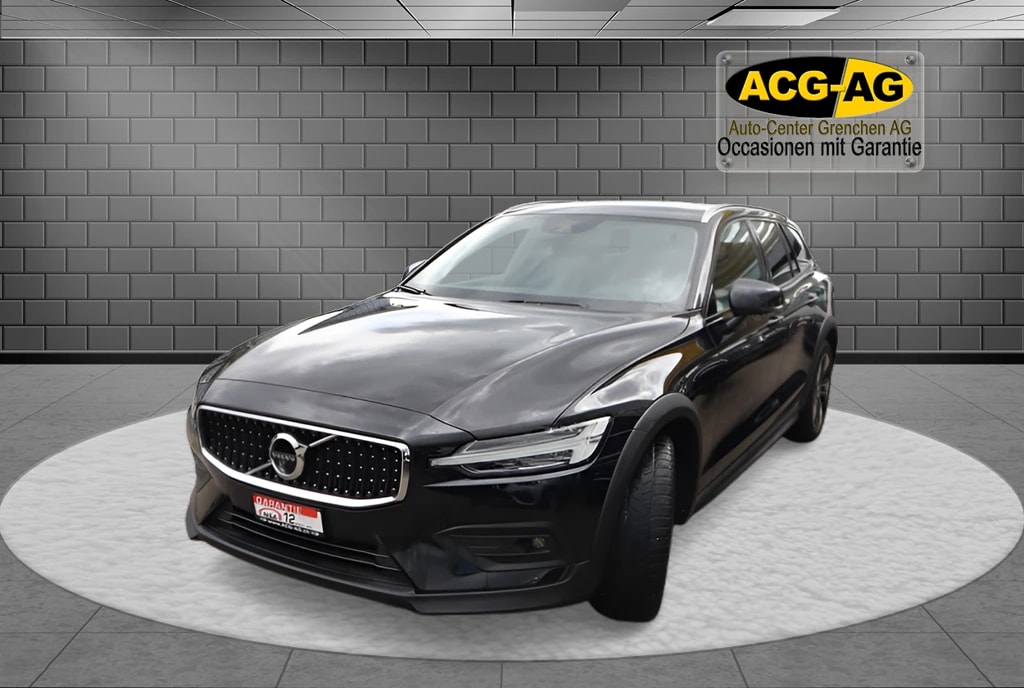 VOLVO V60 Cross Country B4 Diesel Mild Hybrid AWD Geartronic ** Voll-Leder ** RF-Kamera 360 ** Panorama-Glass ** Anh-Kupplung-showroom-element-2