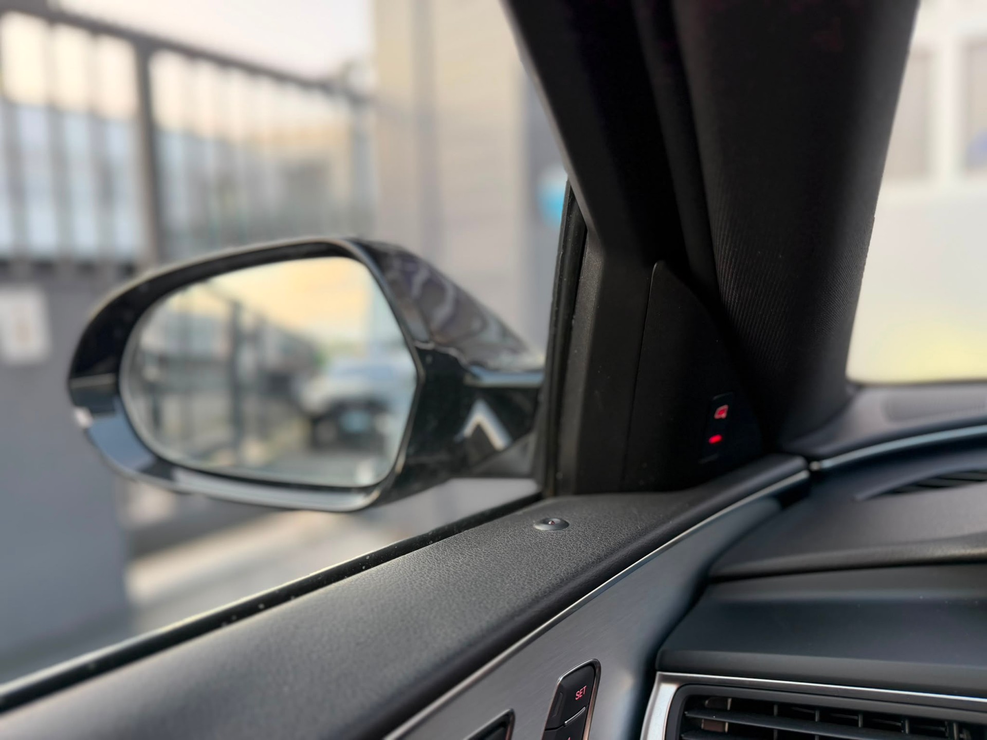 AUDI A6 Avant 3.0 TDI V6 quattro S-tronic-image-24
