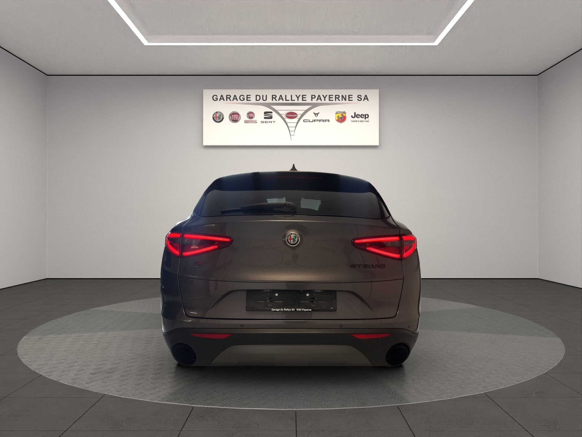 ALFA ROMEO Stelvio 2.0 Super Q4 Automatic-showroom-element-3