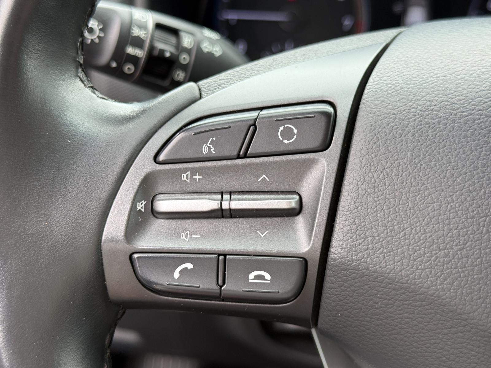 HYUNDAI Kona 1.0 T-GDi Launch Plus 2WD-image-24