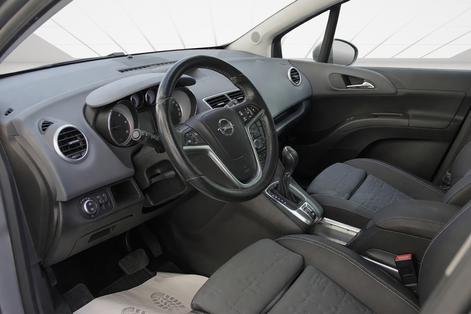 OPEL Meriva 1.7 CDTi Cosmo Automatic-image-12