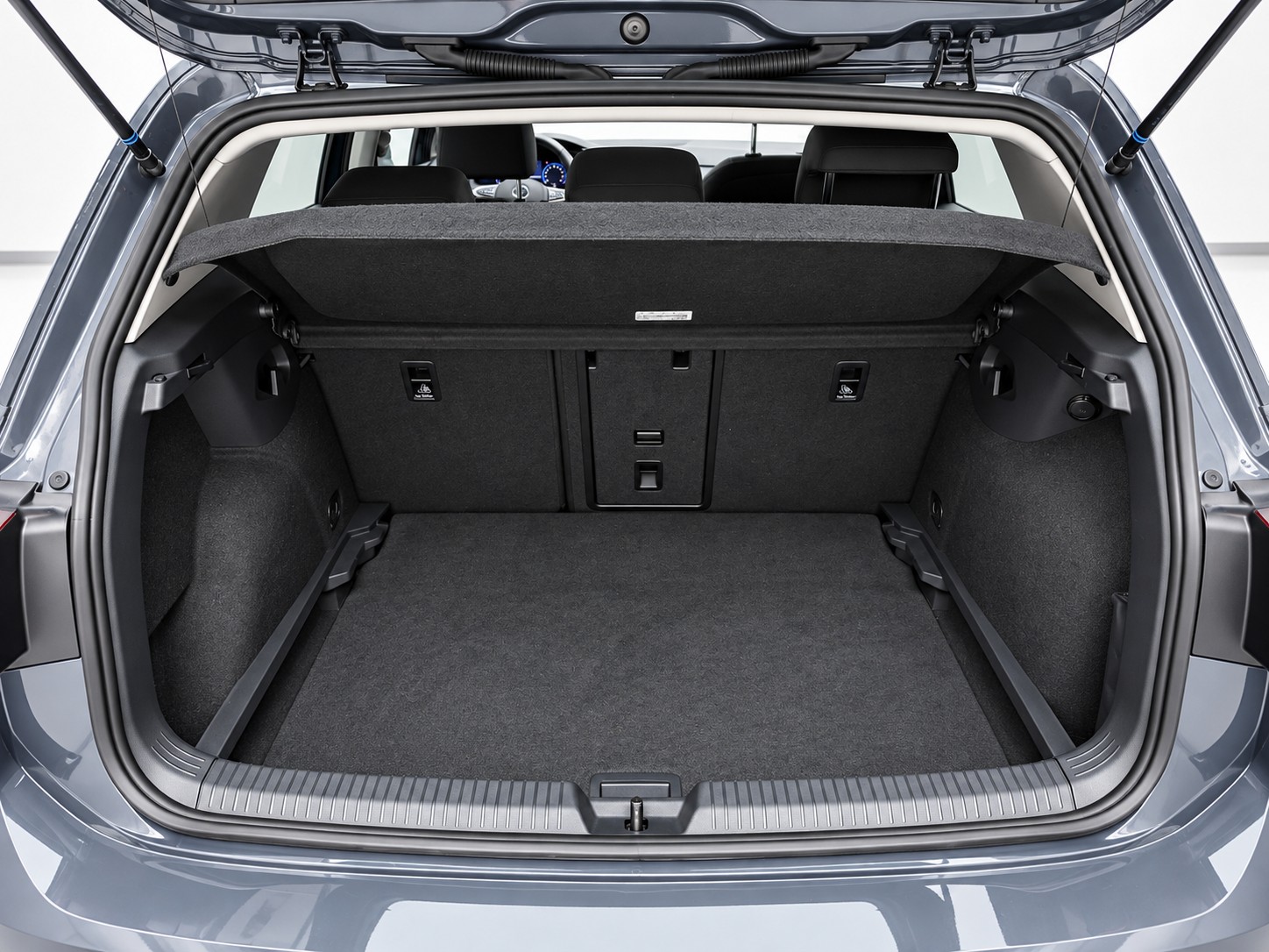VW Golf 1.0 eTSI | CH | VOLLAUSSTATTUNG-image-12