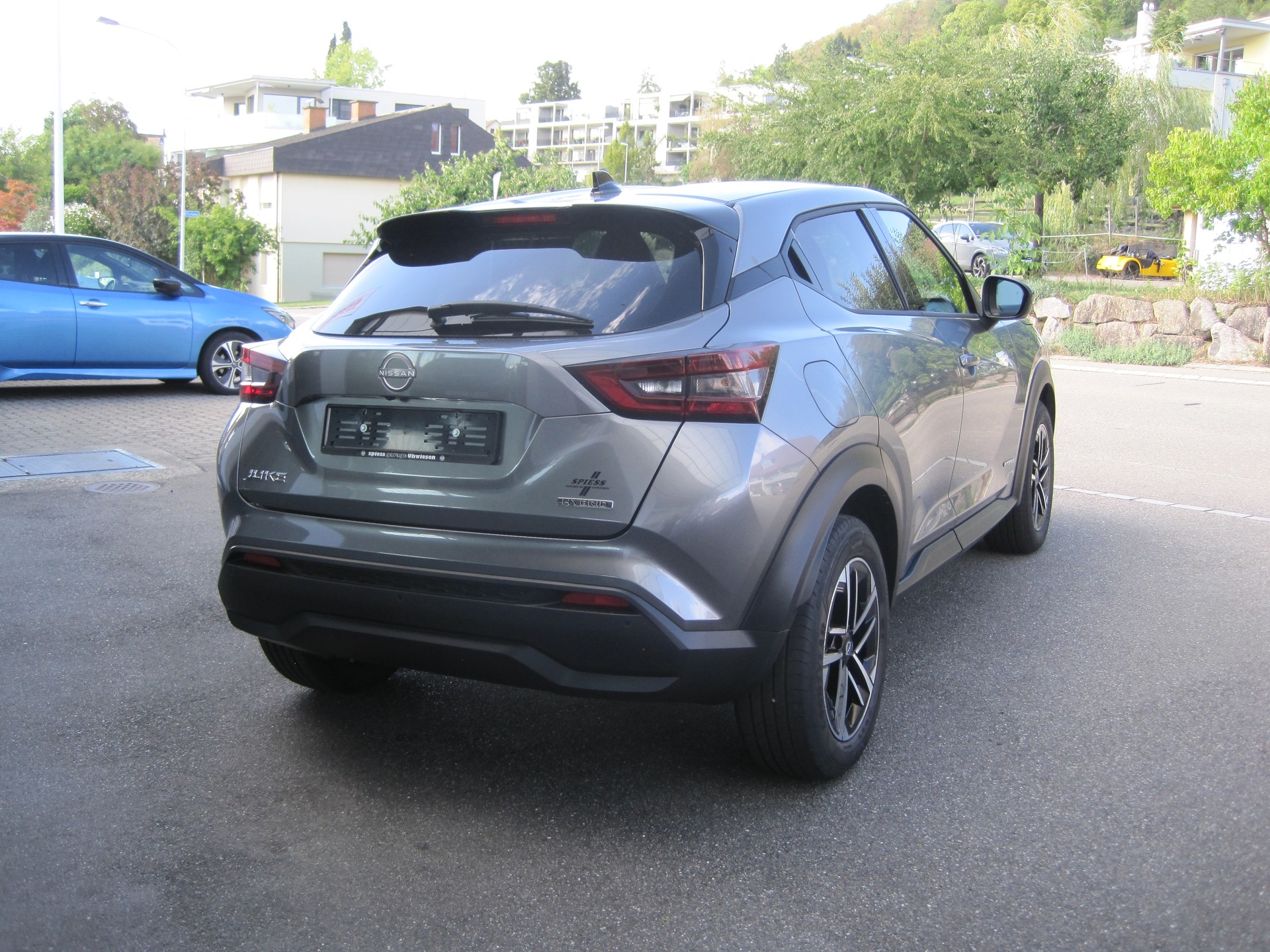 NISSAN Juke 1.6 FHEV N-Connecta-image-2
