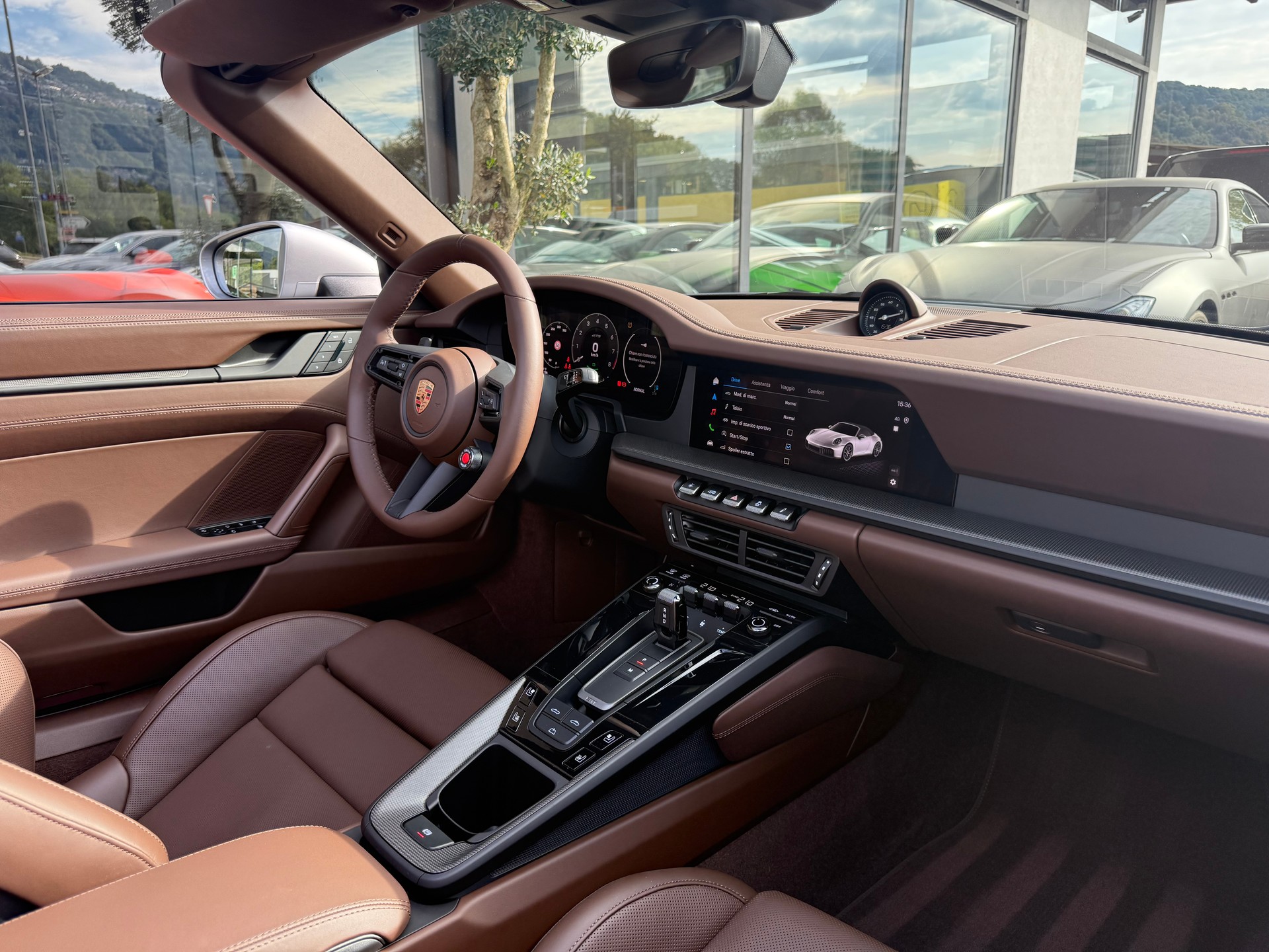 PORSCHE 911 Carrera Cabriolet GTS PDK-image-14