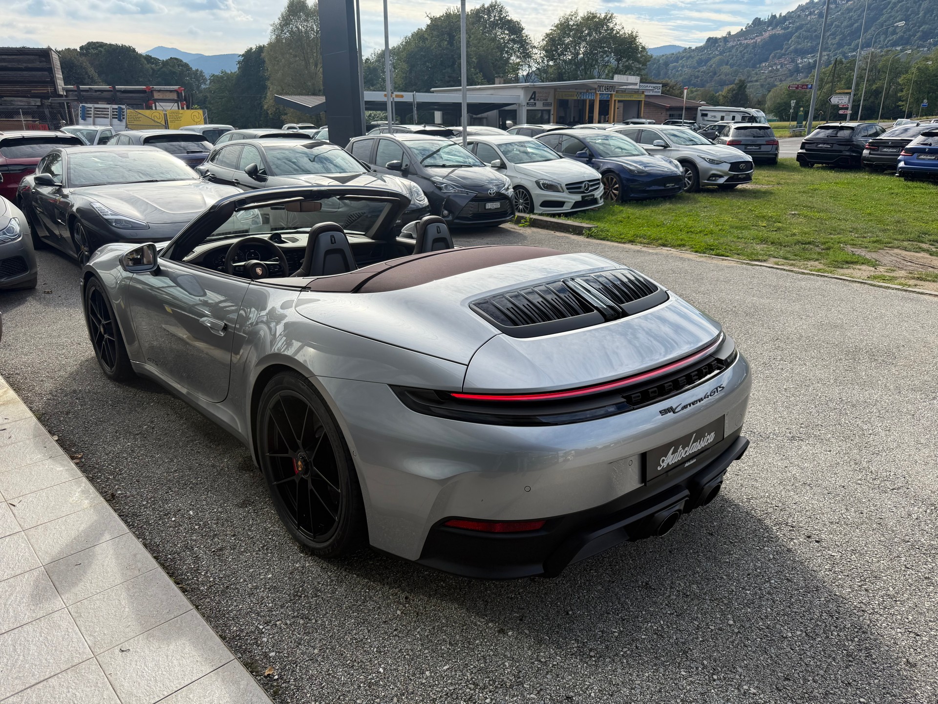 PORSCHE 911 Carrera Cabriolet GTS PDK-image-8