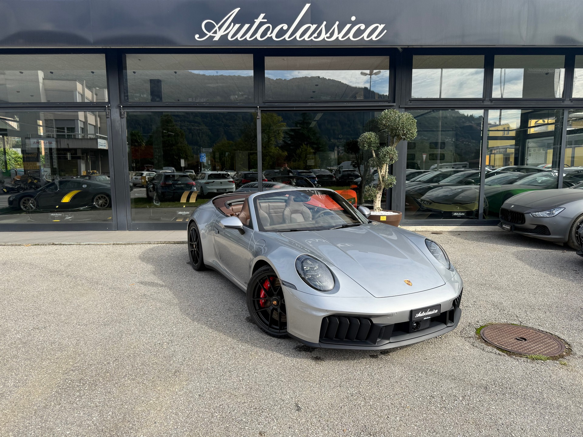 PORSCHE 911 Carrera Cabriolet GTS PDK
