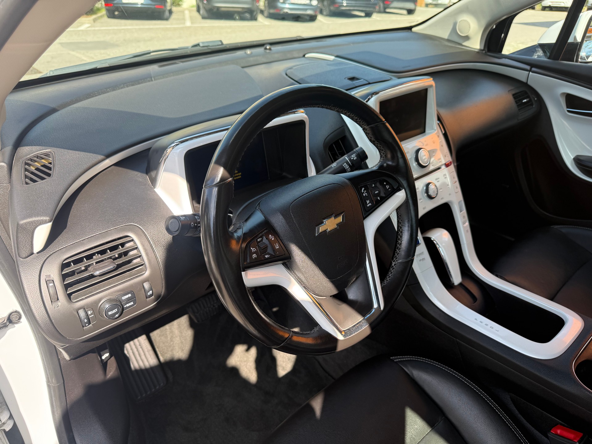 CHEVROLET VOLT-image-5