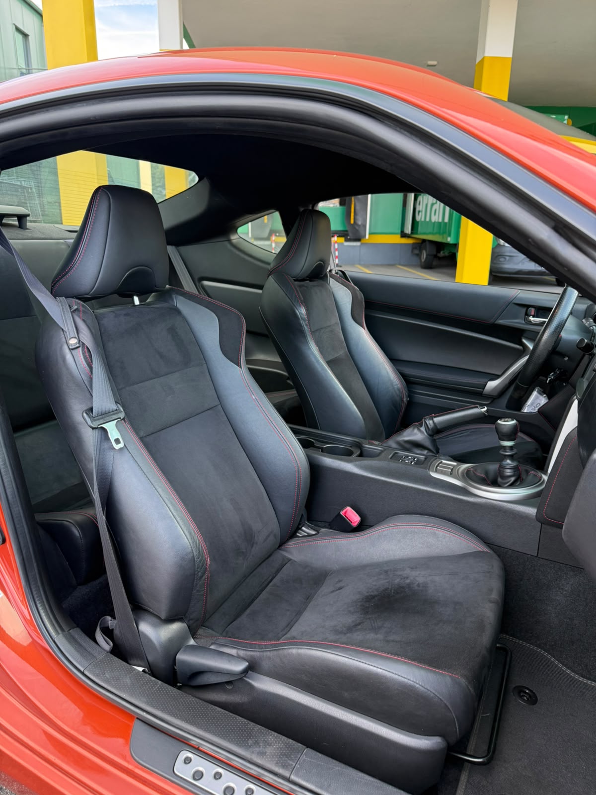 TOYOTA GT 86 2.0 D-4S Sport-image-12