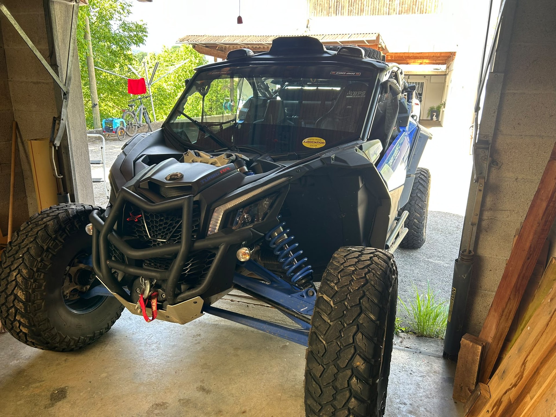 CAN-AM SSV X3 Turbo-image-1