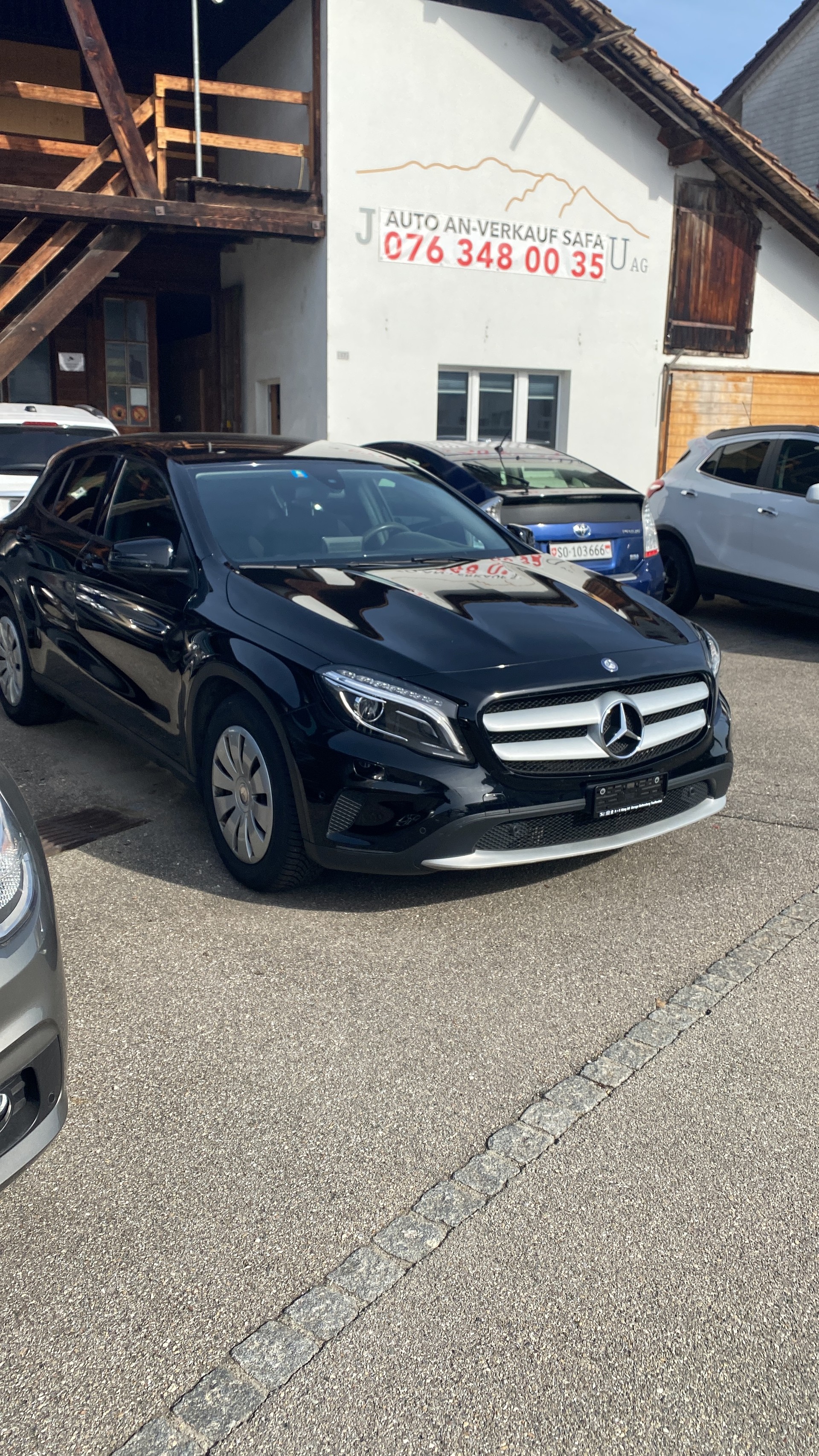 MERCEDES-BENZ GLA 200 CDI 4Matic 7G-DCT