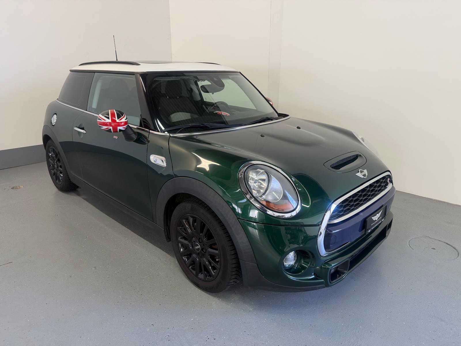 MINI Cooper S Steptronic-showroom-element-1