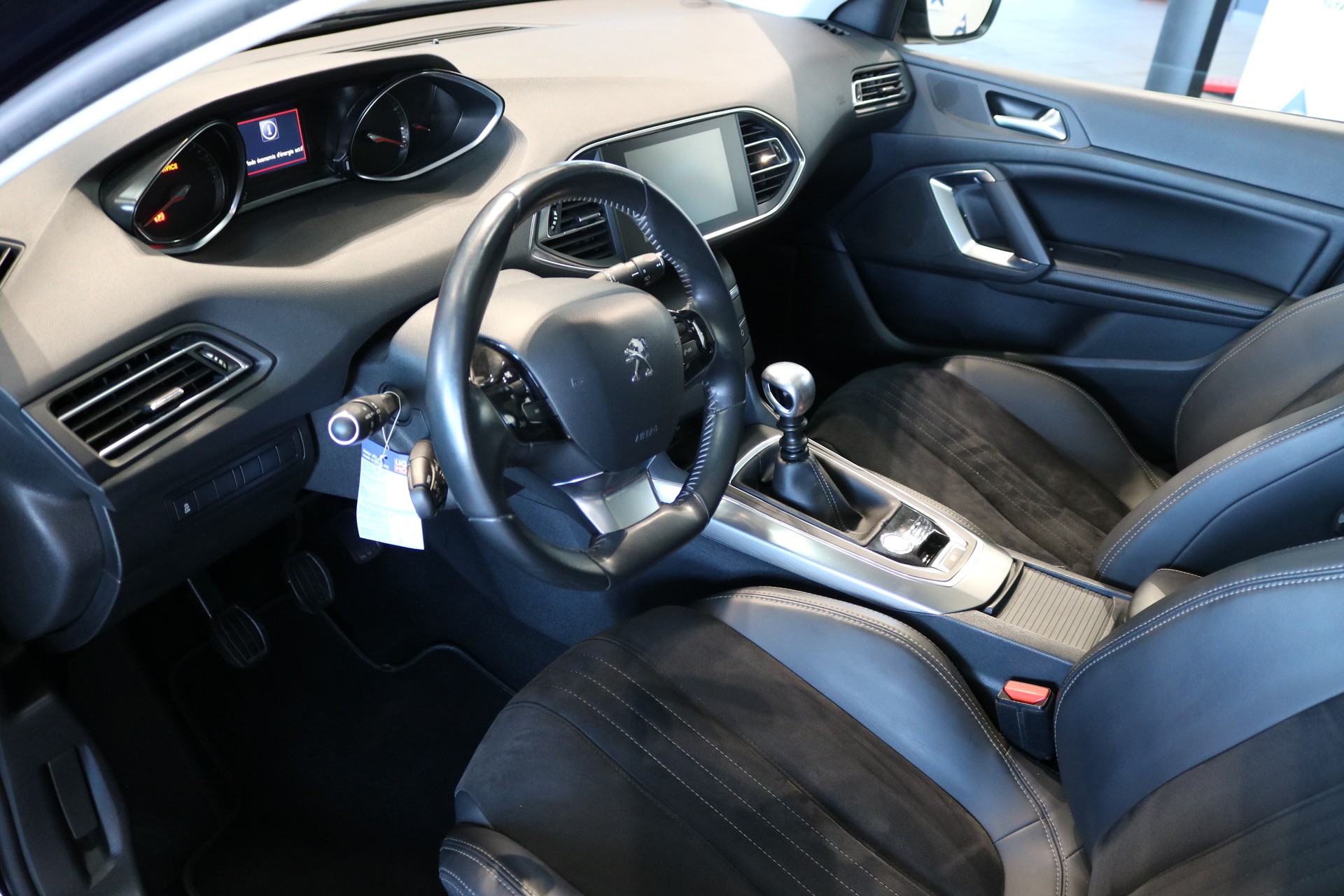 PEUGEOT 308 1.6 THP Allure-showroom-element-2