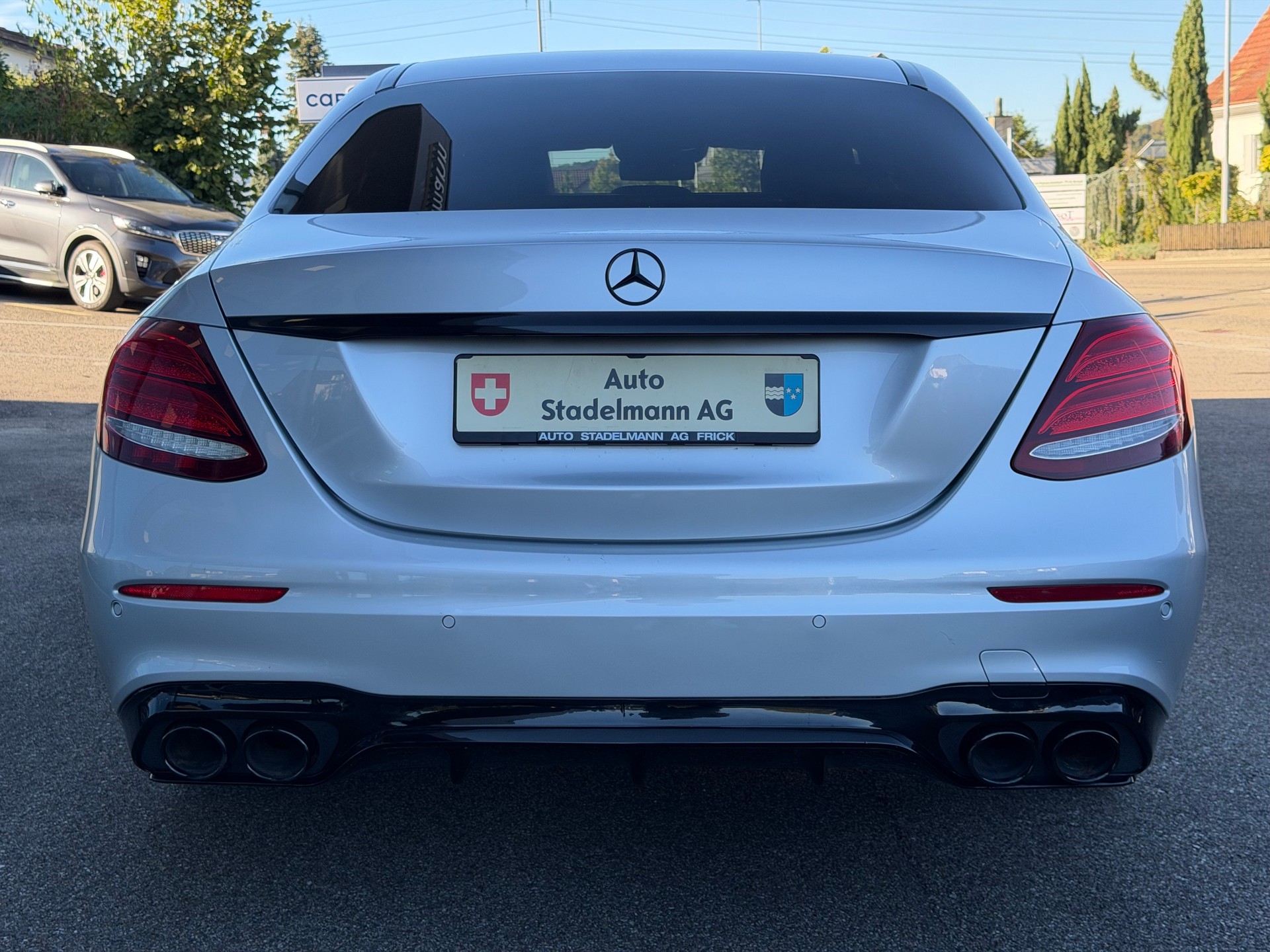MERCEDES-BENZ E 220 d AMG Front+Heck, AMG Line 4matic-showroom-element-3