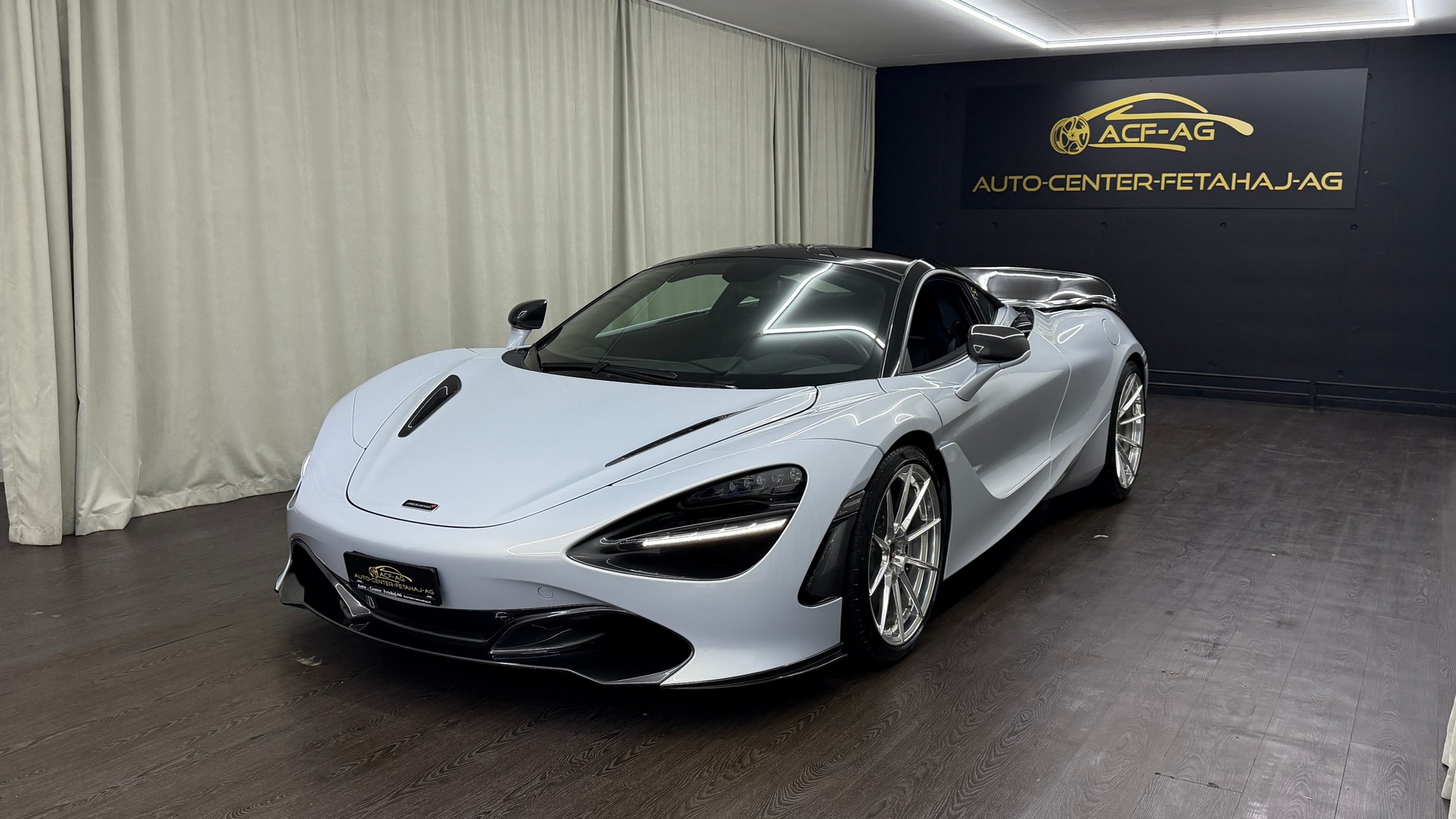 McLAREN 720S Coupé Performance 4.0 V8 SSG-showroom-element-2