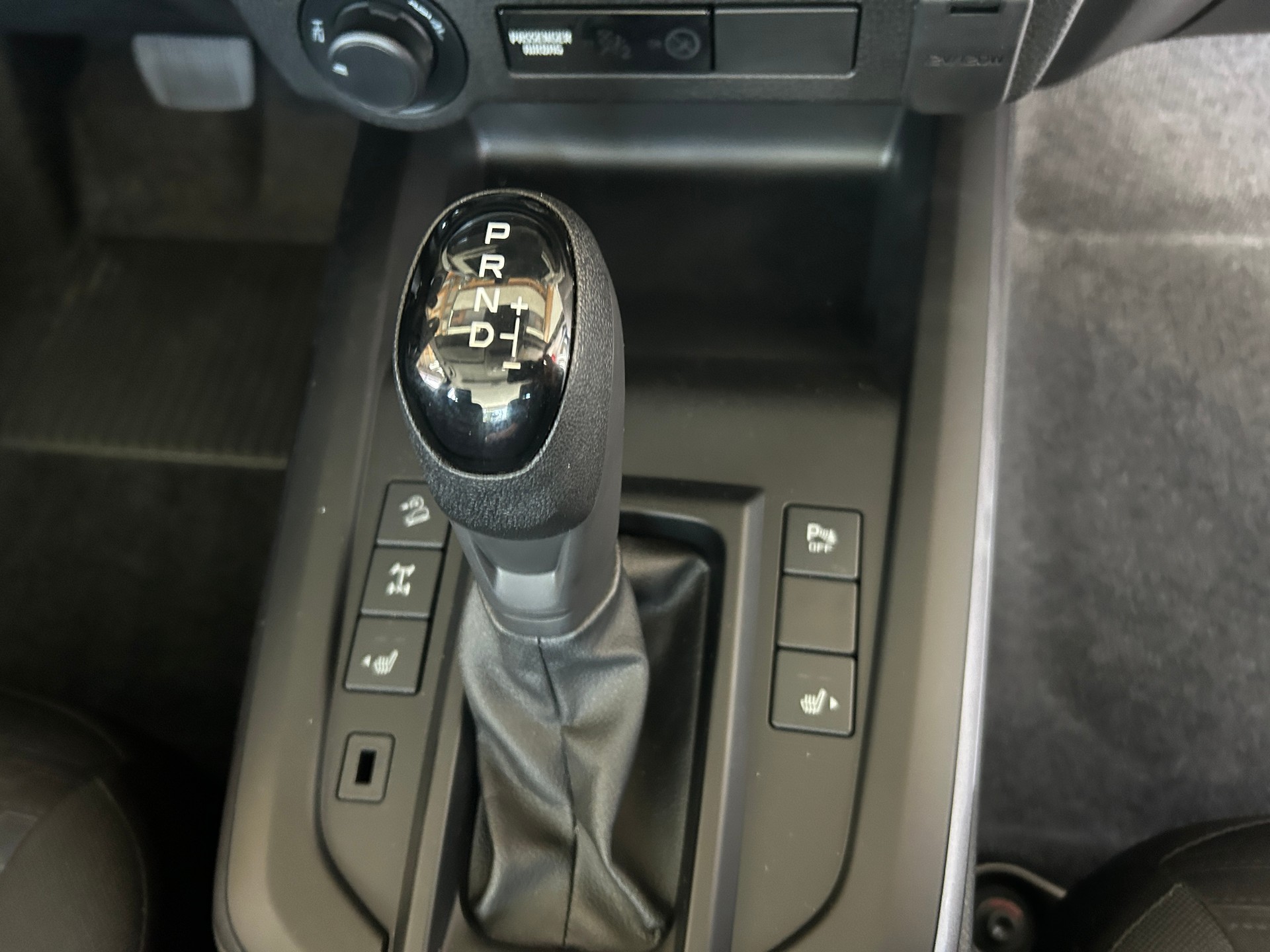 ISUZU CrewCab N60BB-image-14