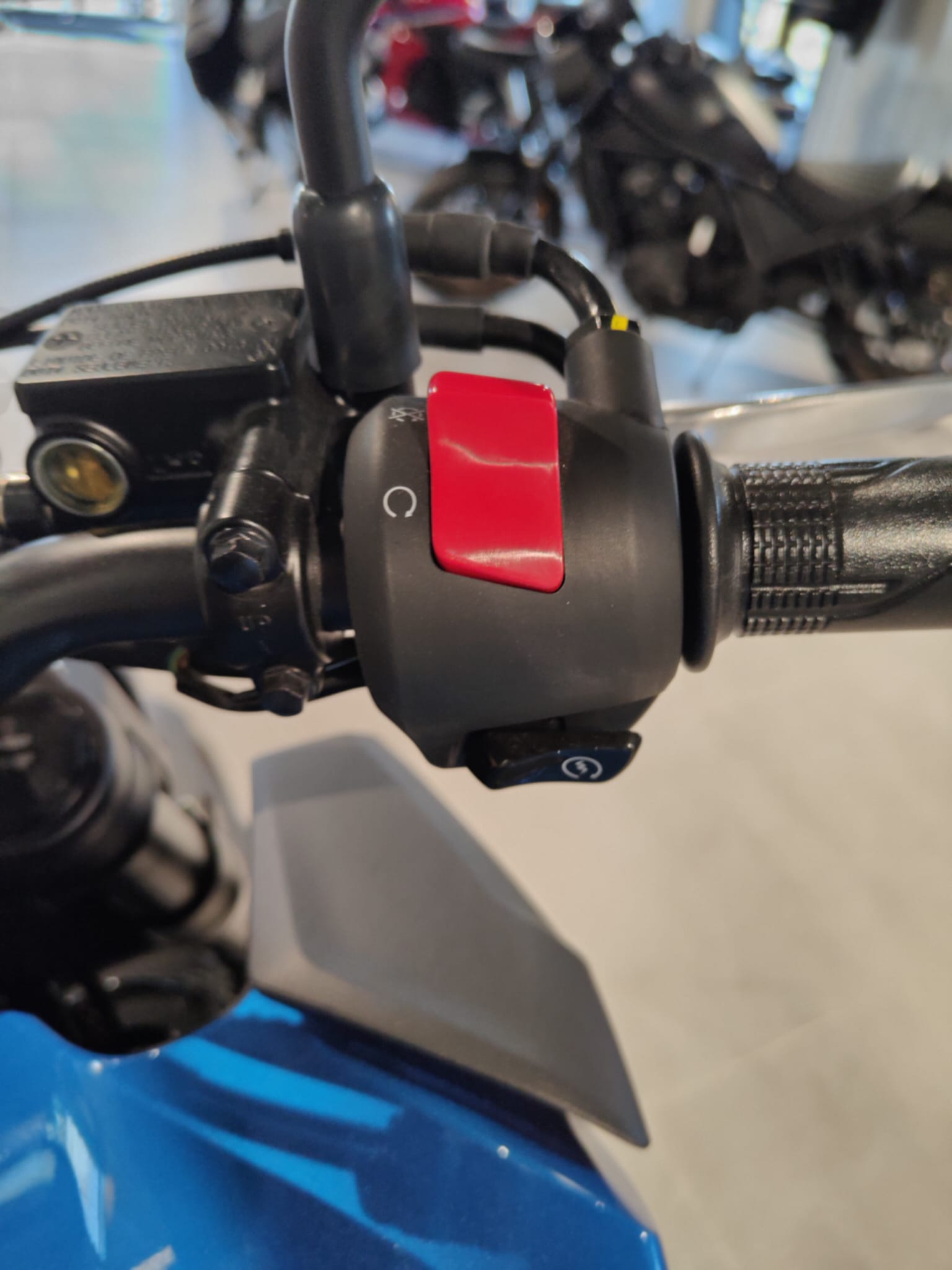 HONDA CB 125 R-image-4