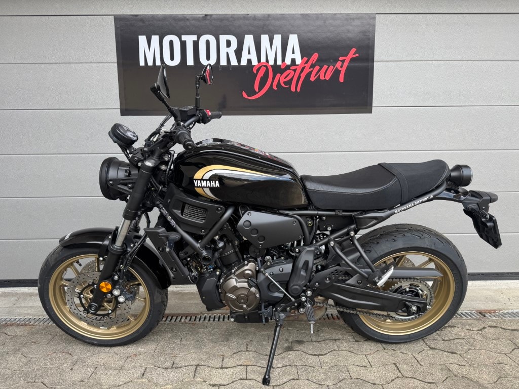 YAMAHA XSR 700-image-2