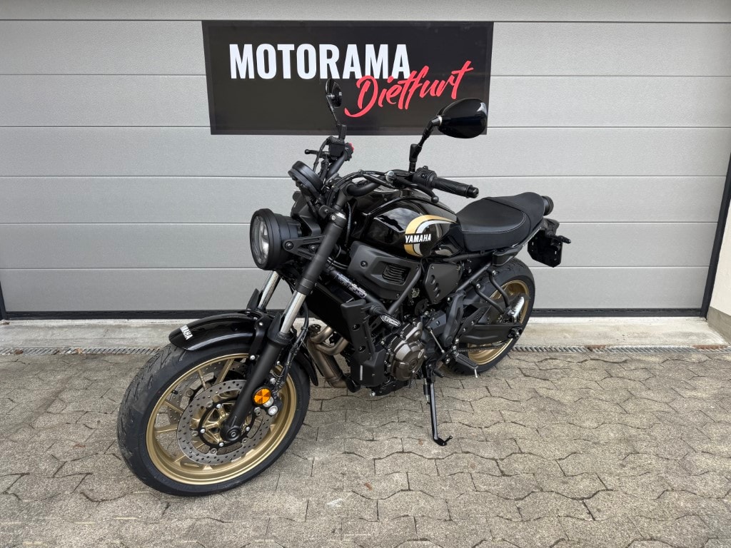 YAMAHA XSR 700-image-3