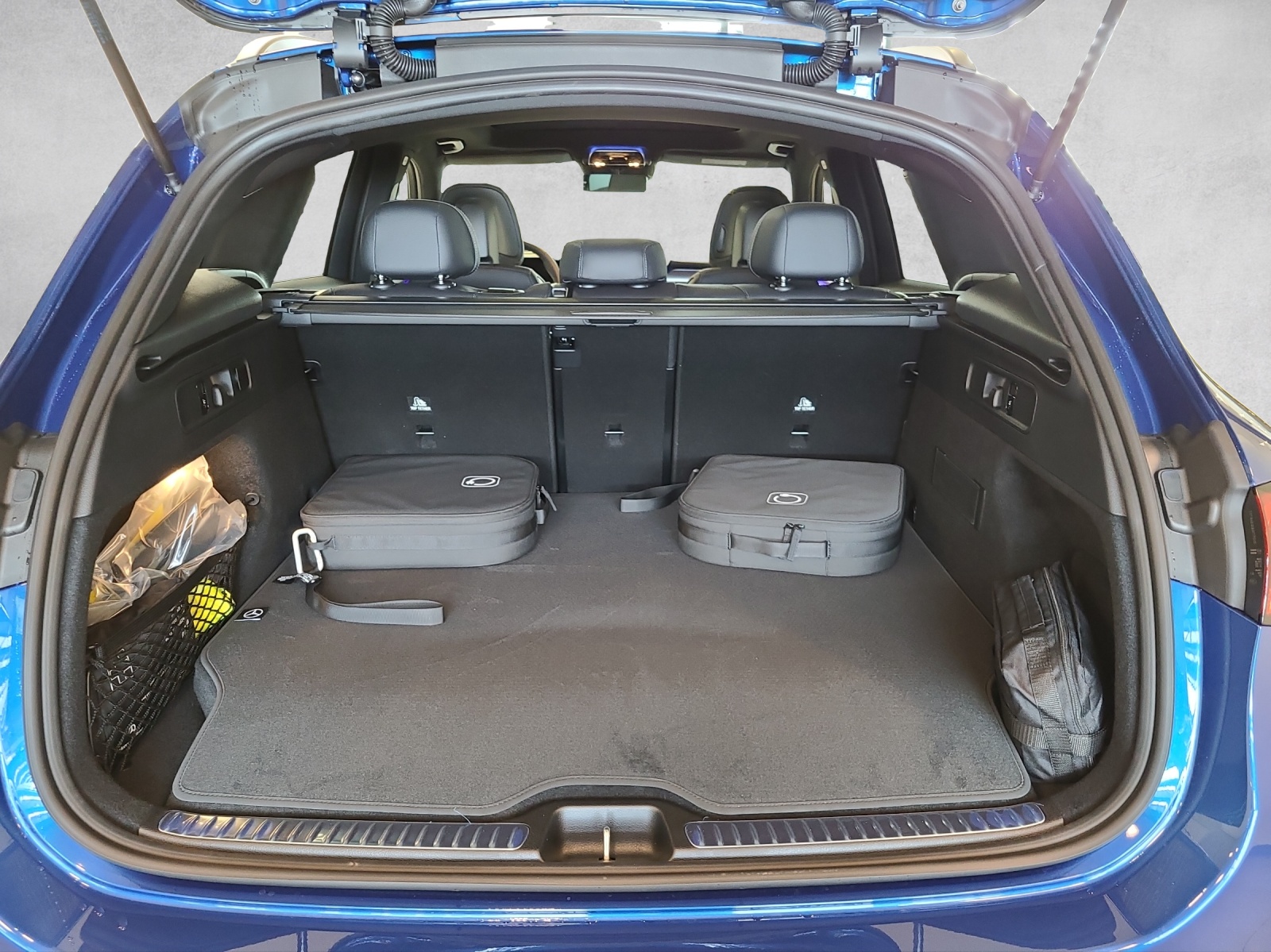 MERCEDES-BENZ GLC 400 e 4Matic 9G-Tronic-image-13
