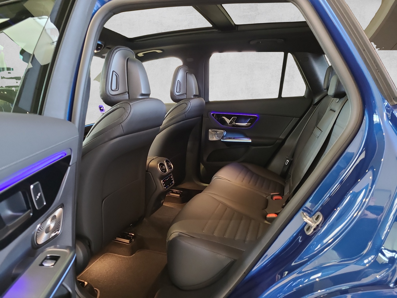 MERCEDES-BENZ GLC 400 e 4Matic 9G-Tronic-image-10
