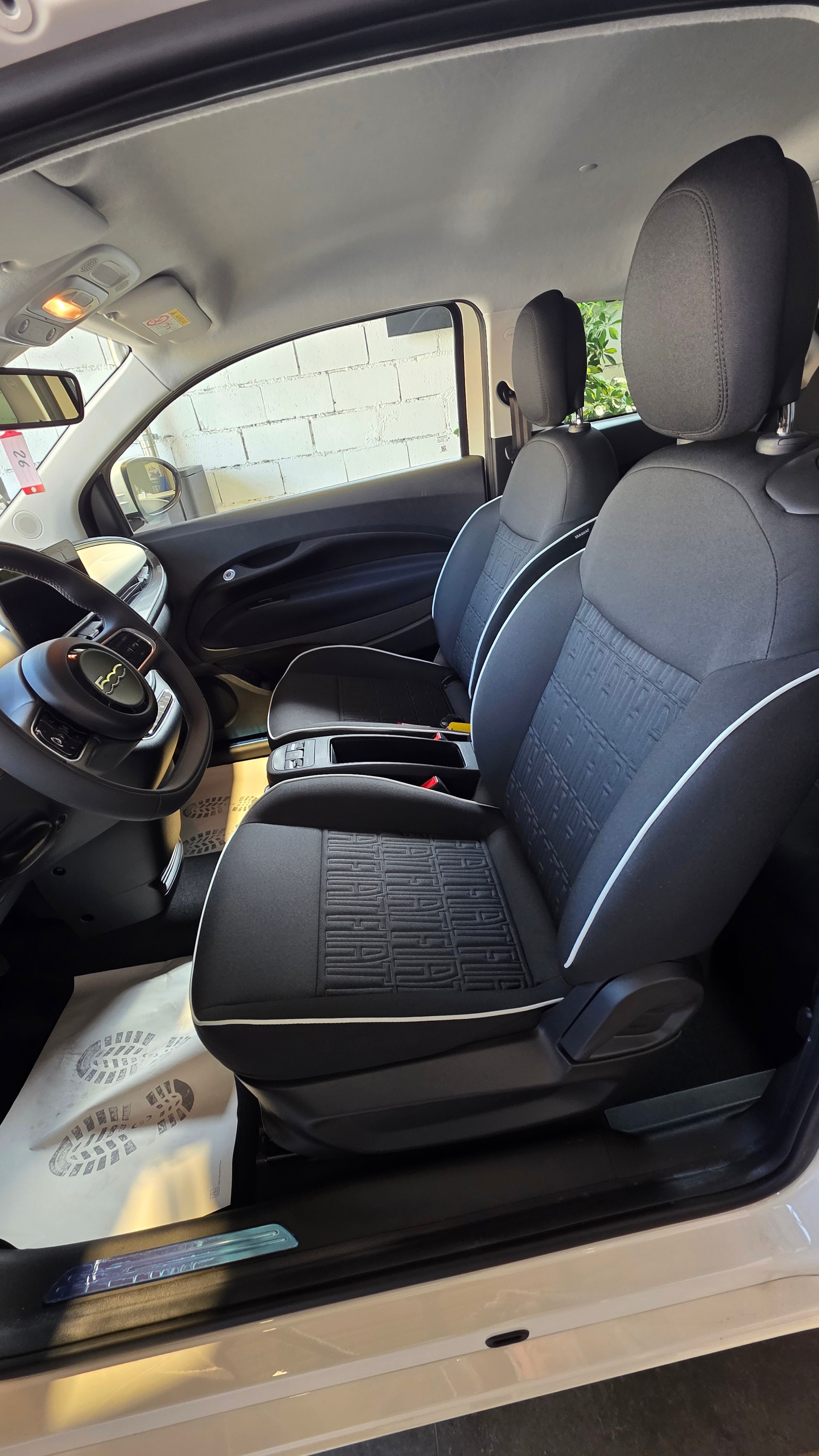 FIAT 500 electric 87 kW Icon-image-7