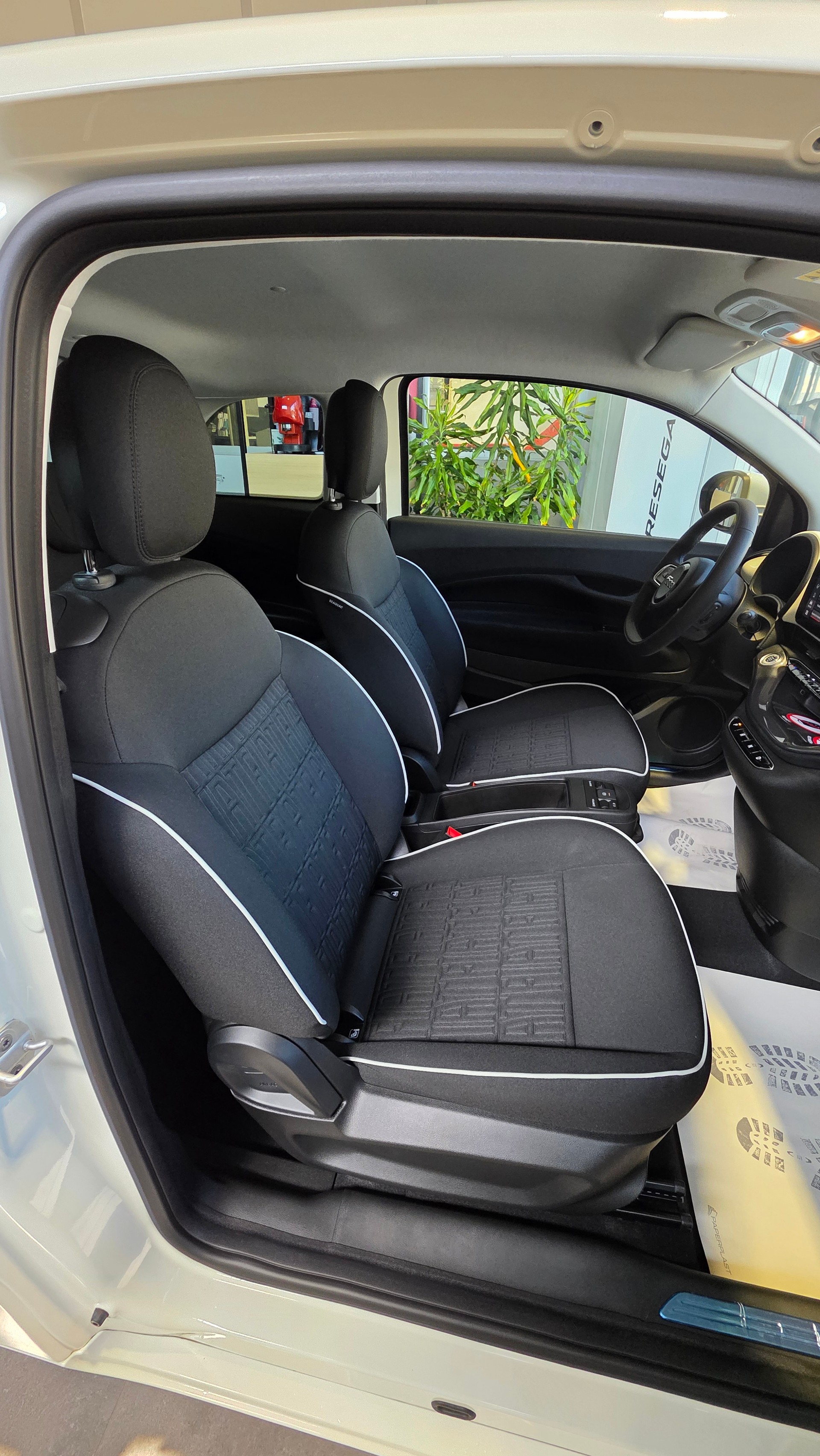 FIAT 500 electric 87 kW Icon-image-8