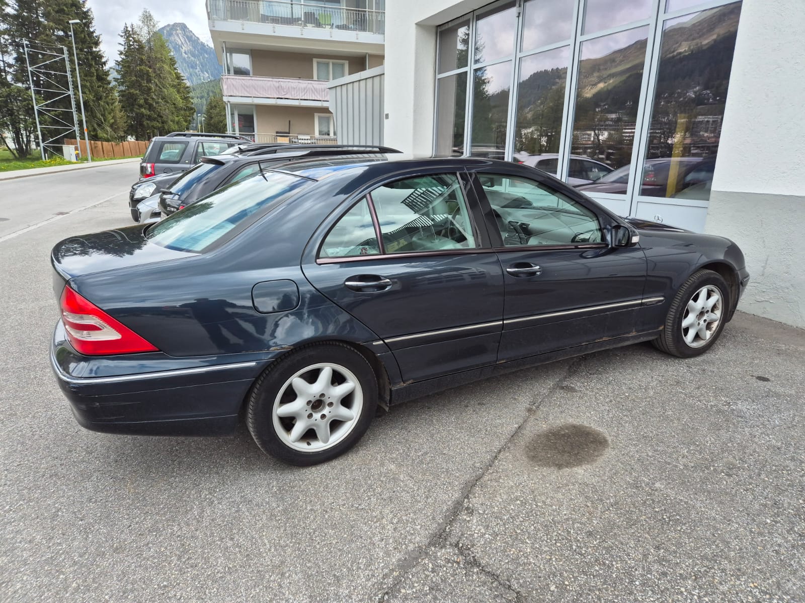 MERCEDES-BENZ C 320 Elégance 4Matic Automatic-image-12