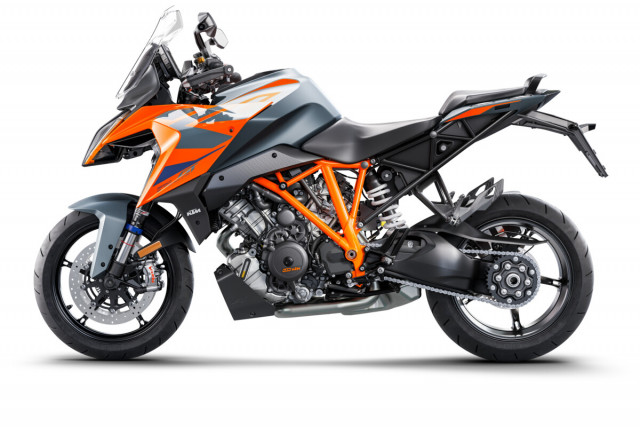KTM 1290 Super Duke GT-image-1