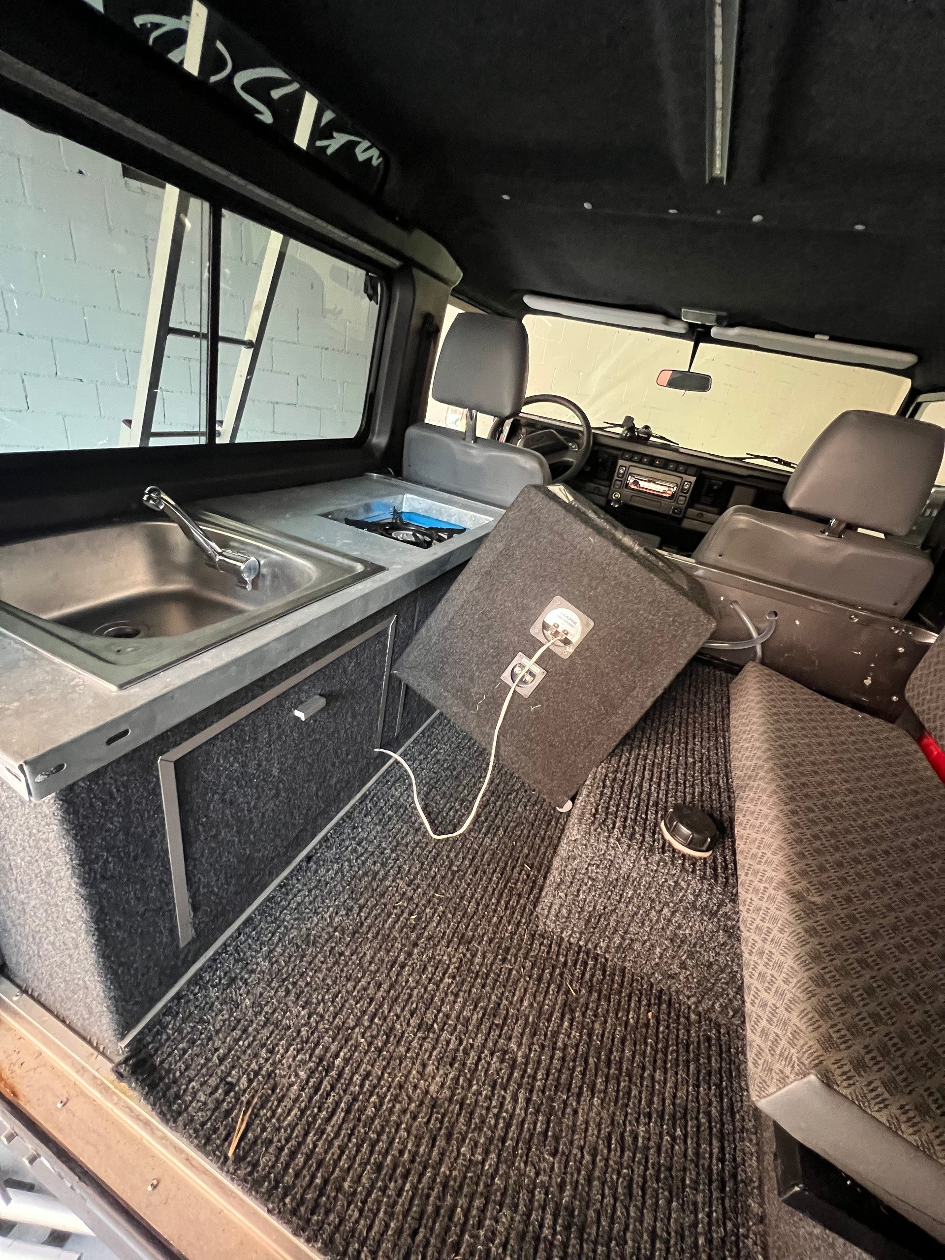 LAND ROVER Defender 90 SoftTop 2.5 Td5-image-9